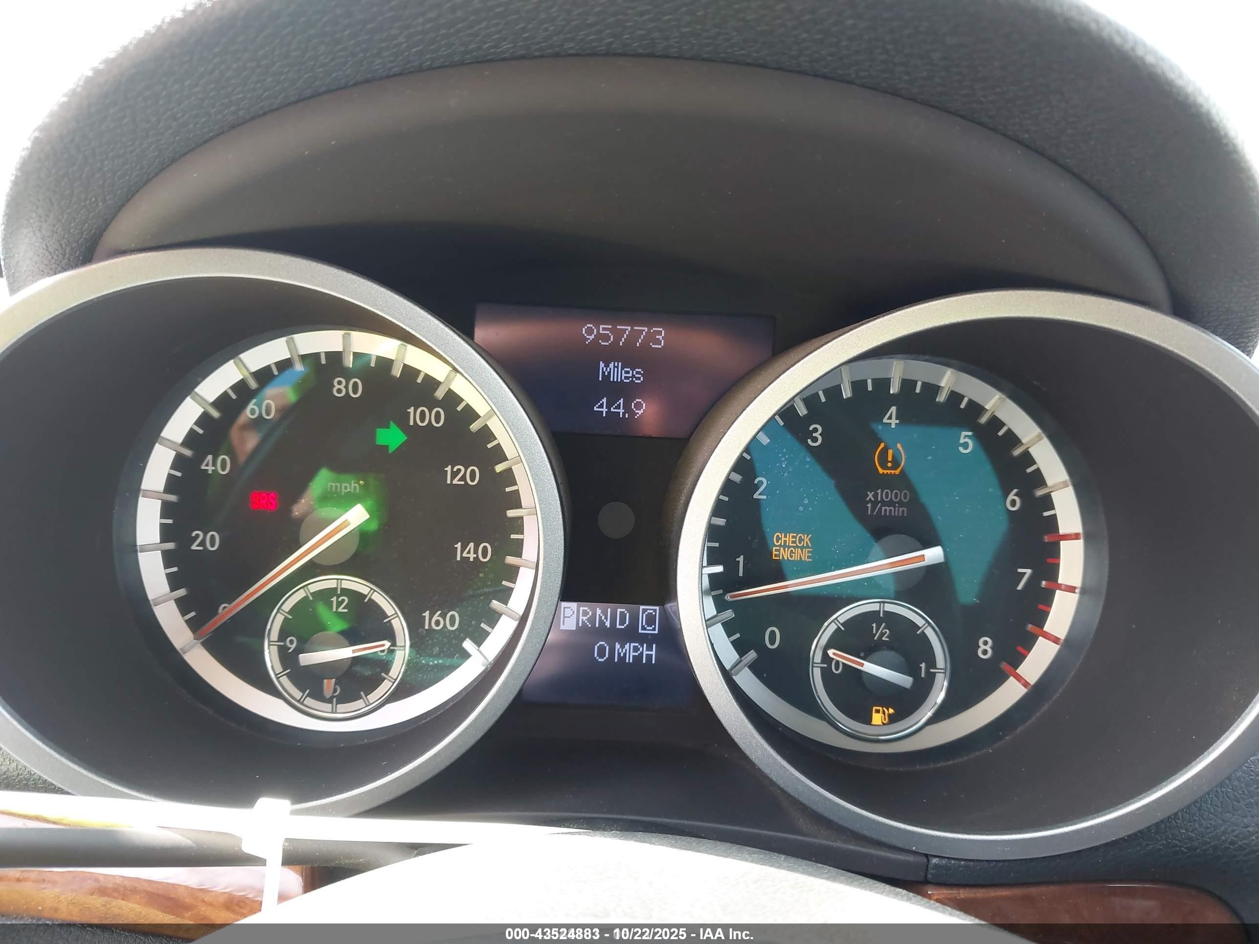 2009 Mercedes-benz Slk 300   White vin: WDBWK54FX9F192410
