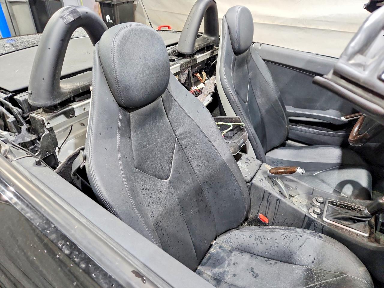 2005 Mercedes-benz Slk 350 Black vin: WDBWK56F05F034410