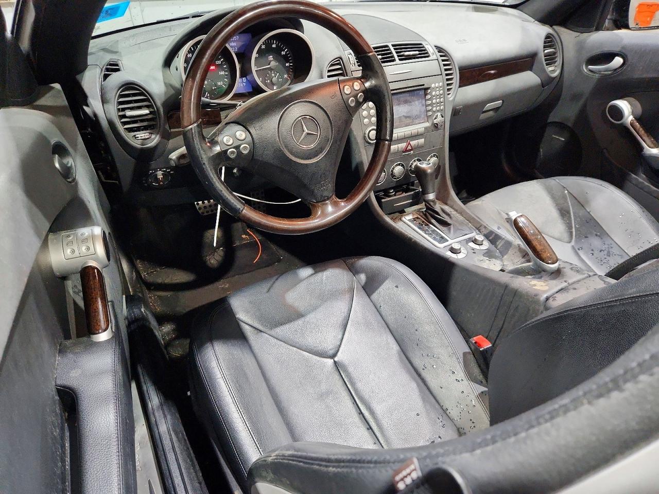 2005 Mercedes-benz Slk 350 Black vin: WDBWK56F05F034410