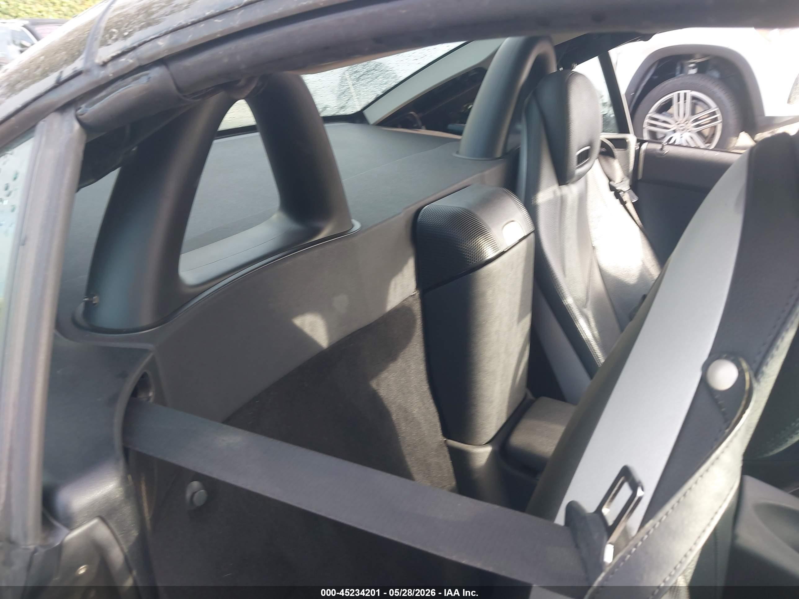 2005 Mercedes-benz Slk 350   Black vin: WDBWK56F05F044886