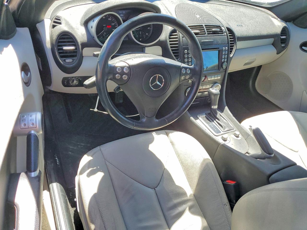 2005 Mercedes-benz Slk 350 Black vin: WDBWK56F05F049554