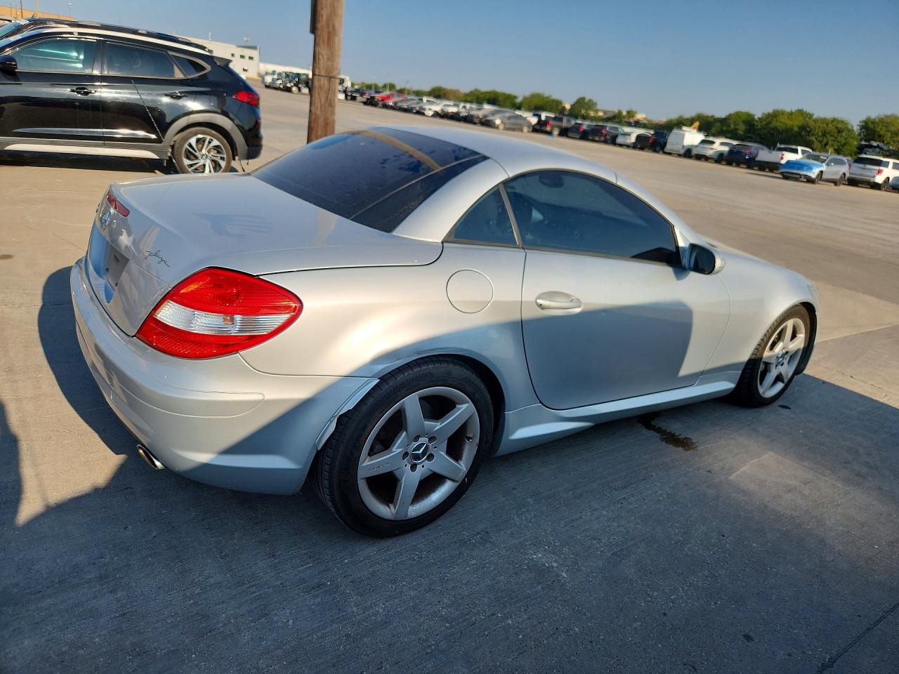 2005 Mercedes-benz Slk 350 Silver vin: WDBWK56F15F030060