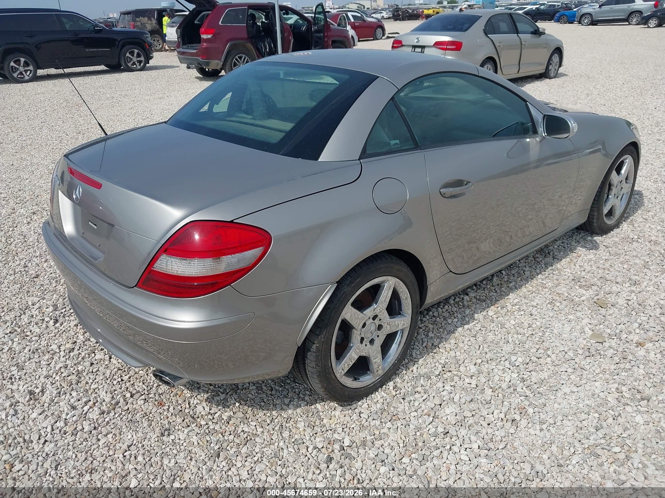 2005 Mercedes-benz Slk 350   Серый vin: WDBWK56F15F039549