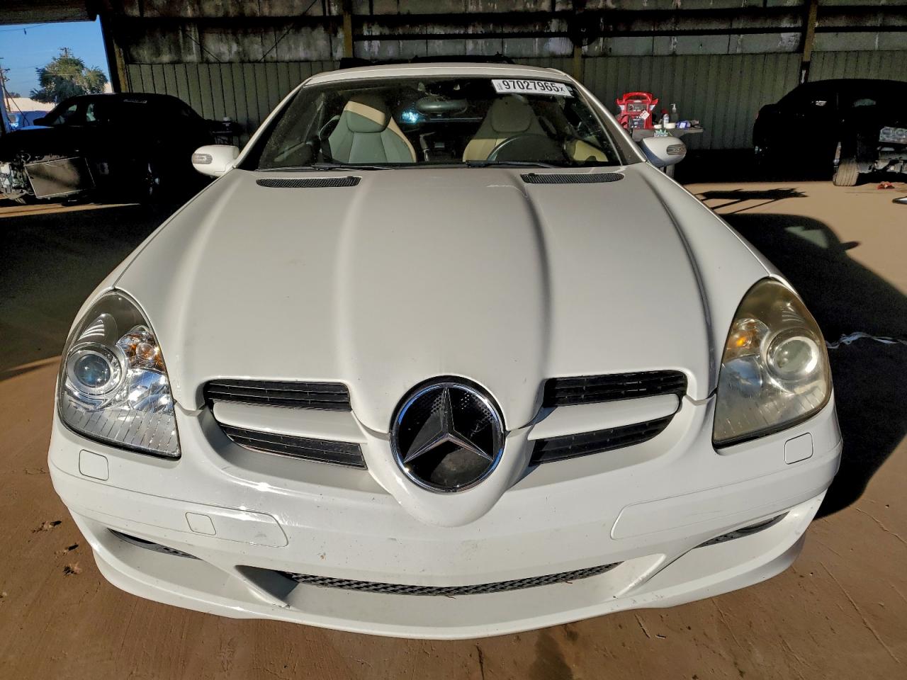 2007 Mercedes-benz Slk 350 White vin: WDBWK56F27F161596