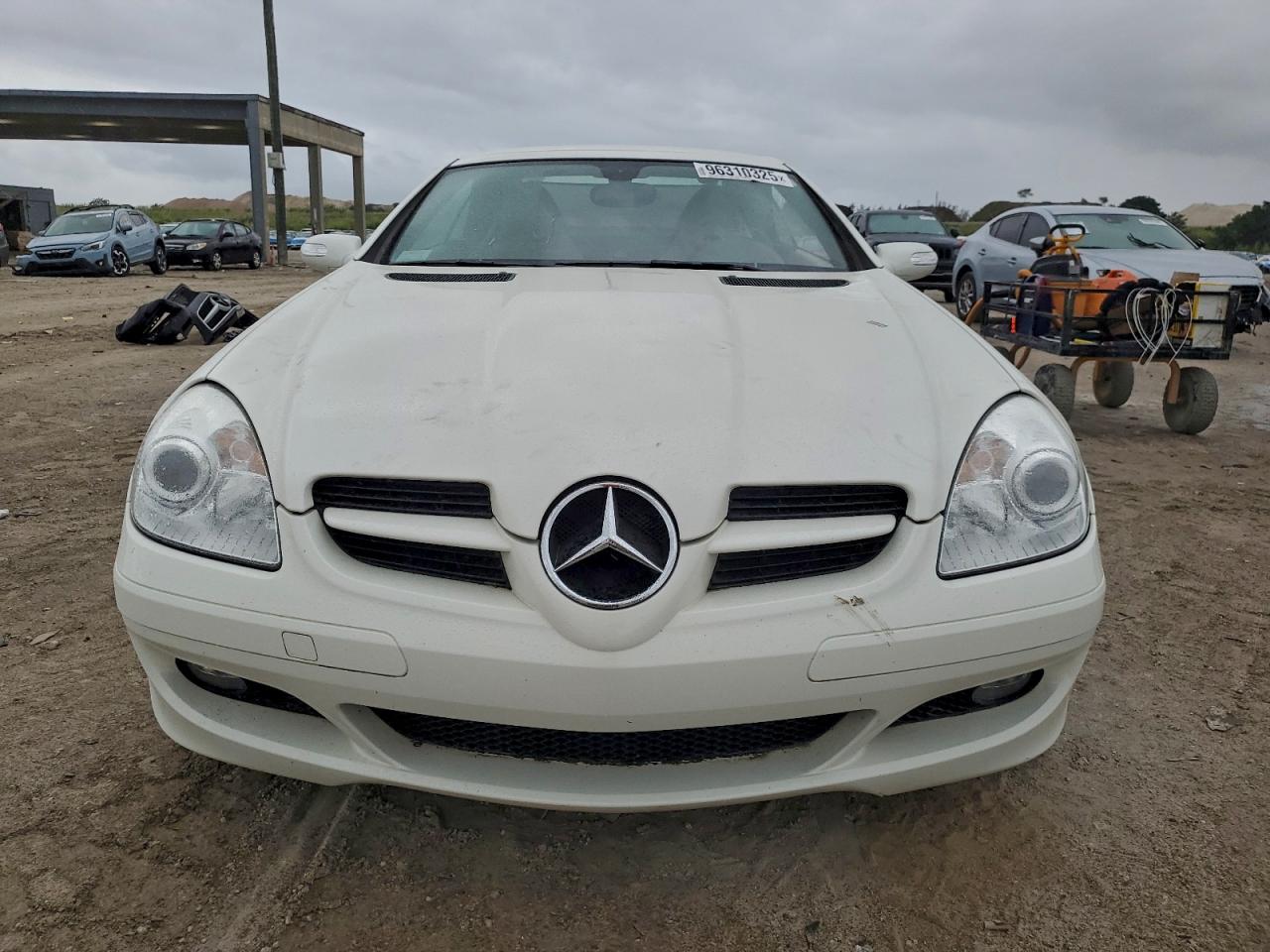 2007 Mercedes-benz Slk 350 White vin: WDBWK56F27F167947