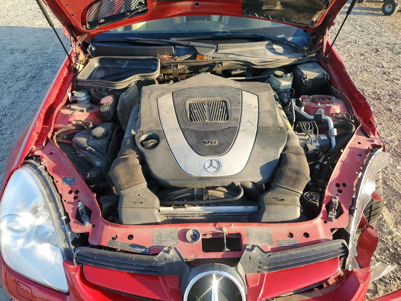 2006 Mercedes-benz 350 Red vin: WDBWK56F36F093355