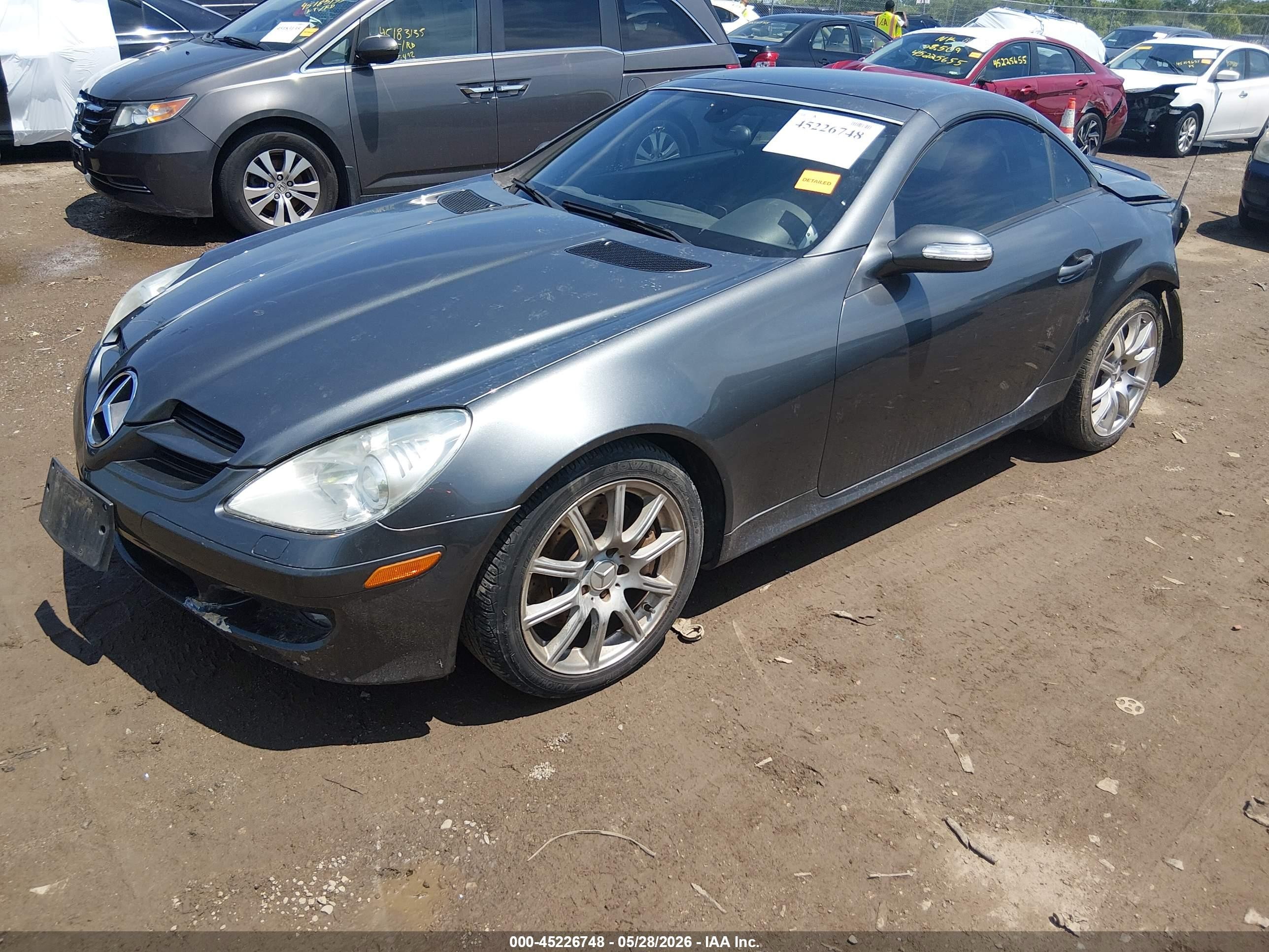2006 Mercedes-benz Slk 350   Gray vin: WDBWK56F36F124992