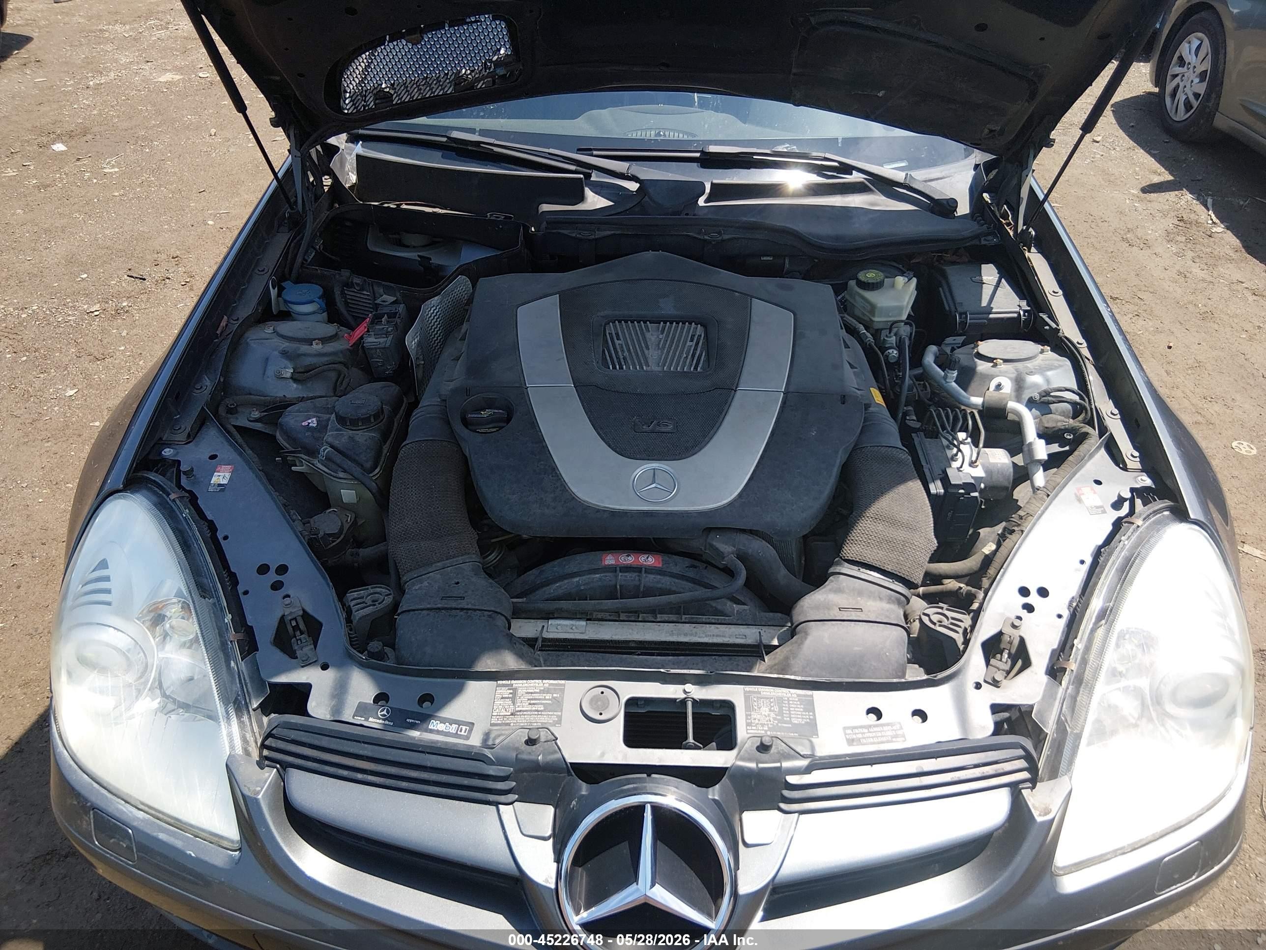 2006 Mercedes-benz Slk 350   Gray vin: WDBWK56F36F124992