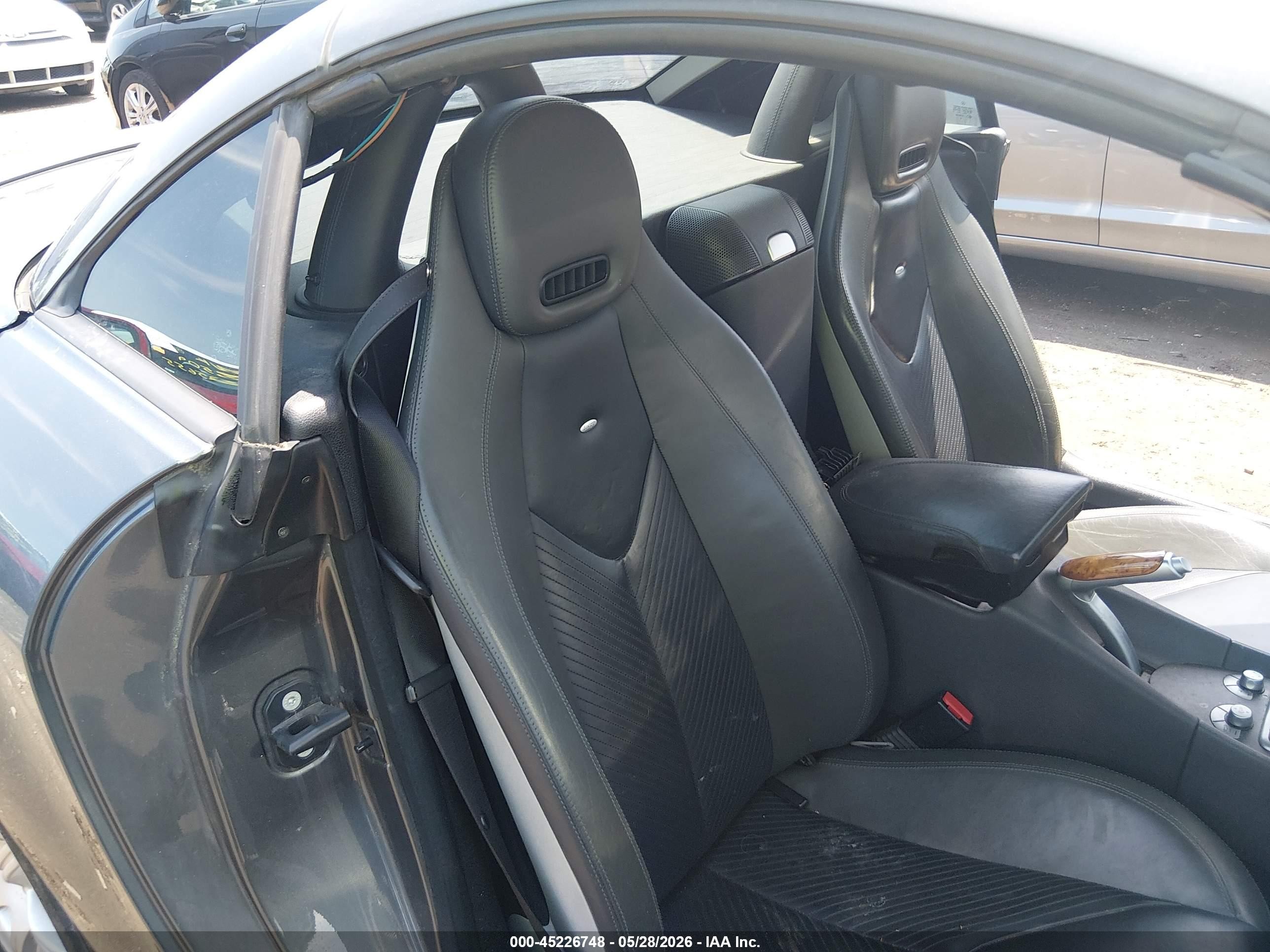 2006 Mercedes-benz Slk 350   Gray vin: WDBWK56F36F124992
