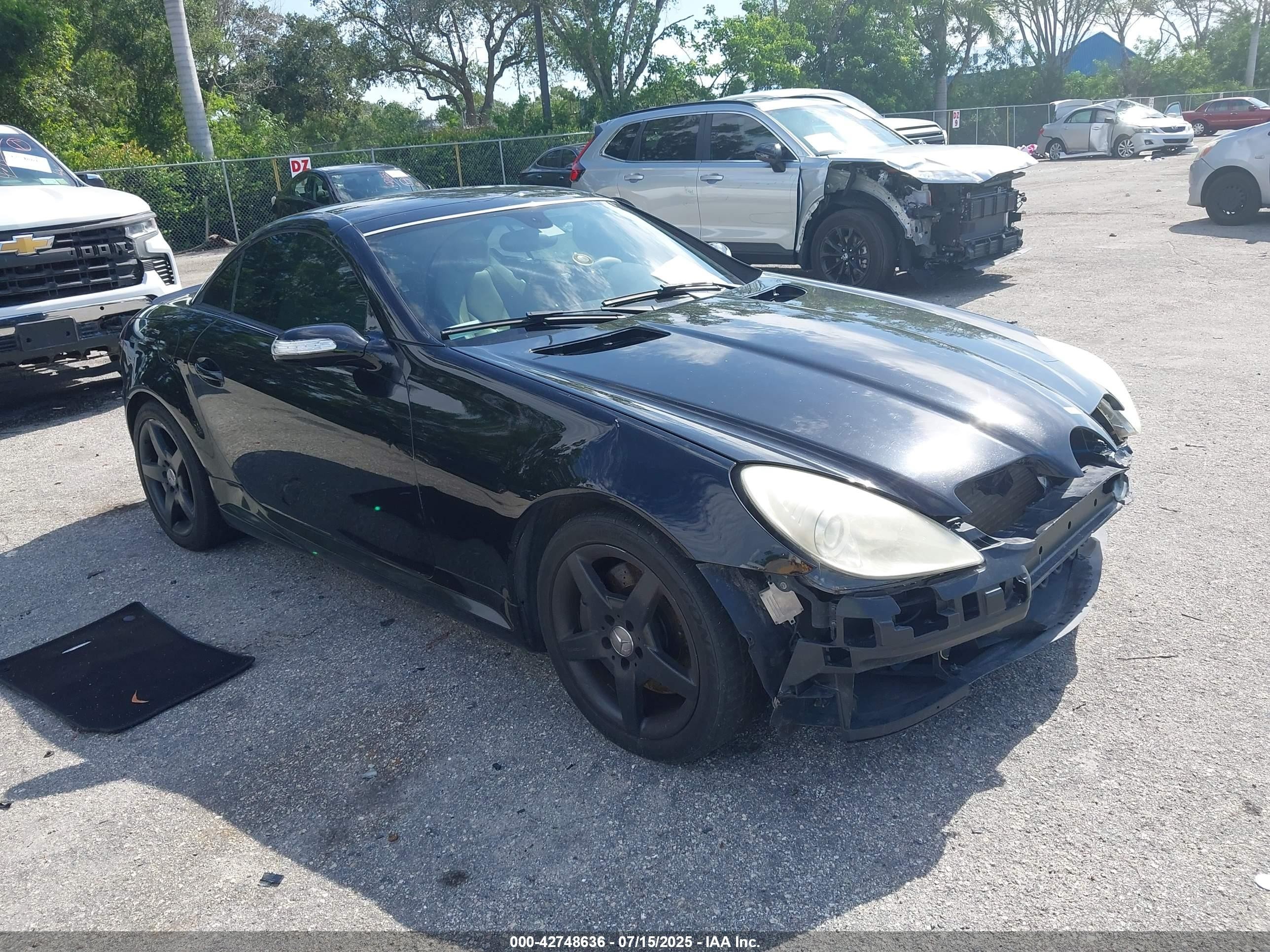 2008 Mercedes-benz Slk 350   Black vin: WDBWK56F38F186671