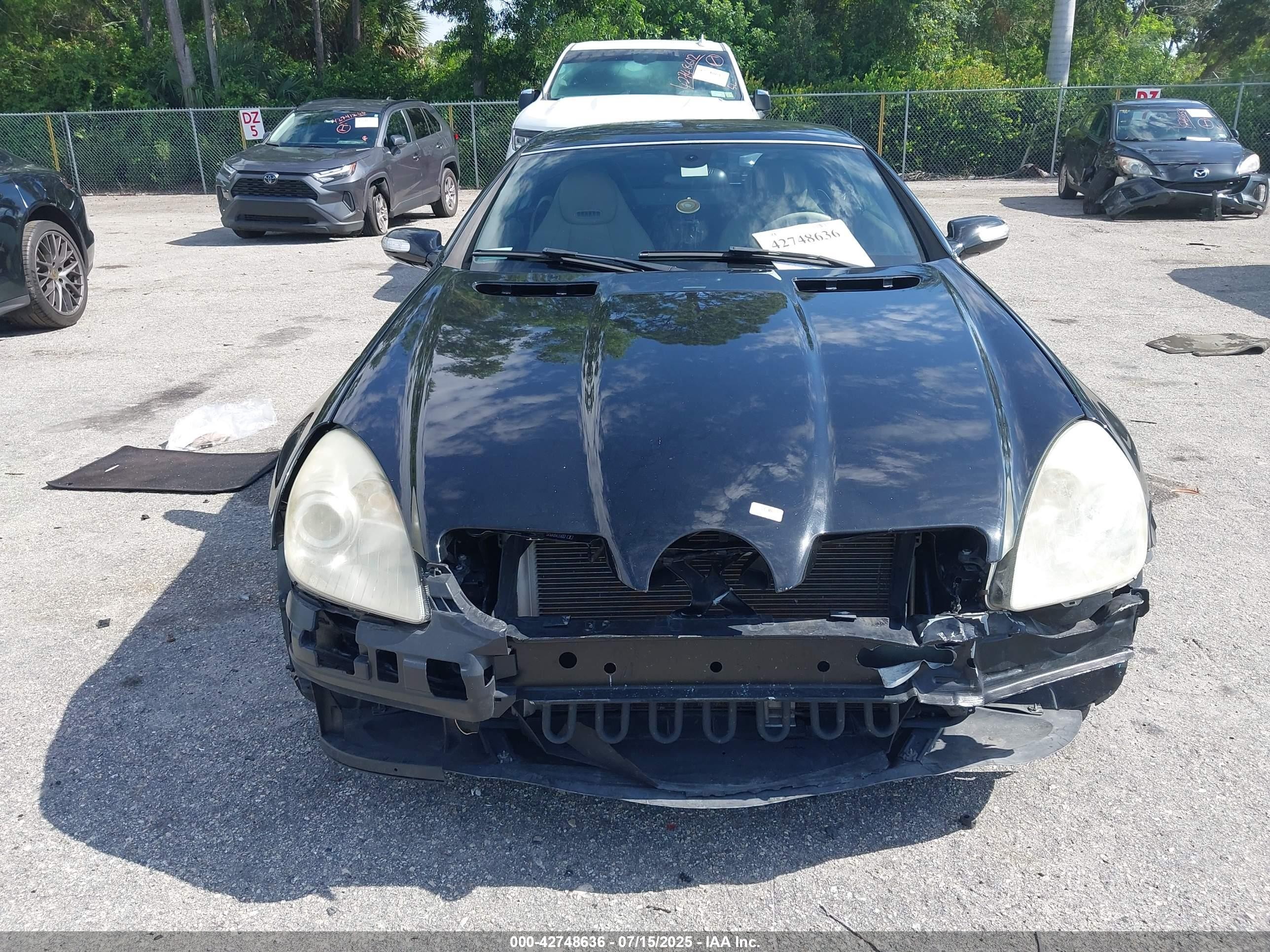 2008 Mercedes-benz Slk 350   Black vin: WDBWK56F38F186671