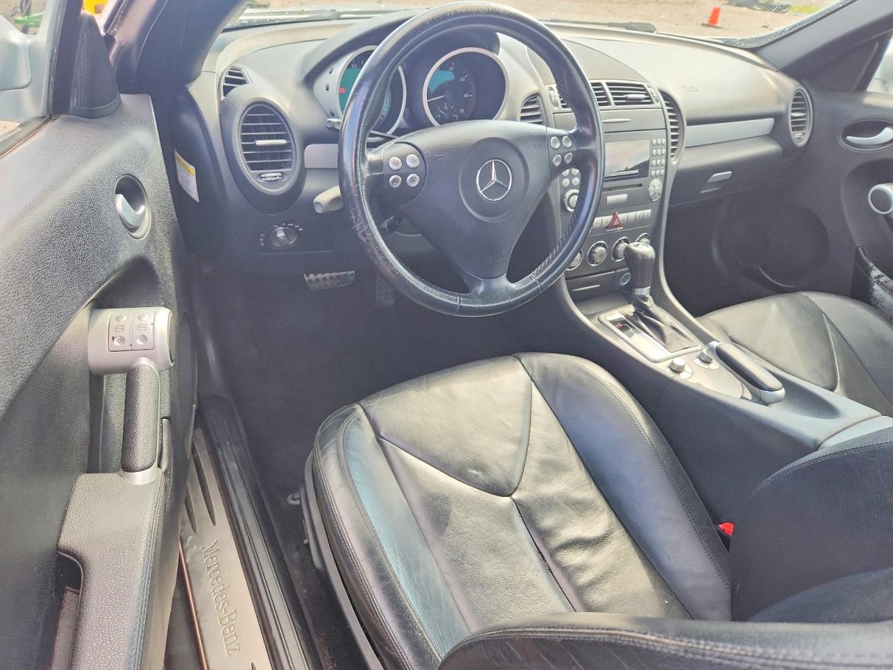 2007 Mercedes-benz Slk 350 Silver vin: WDBWK56F47F149448