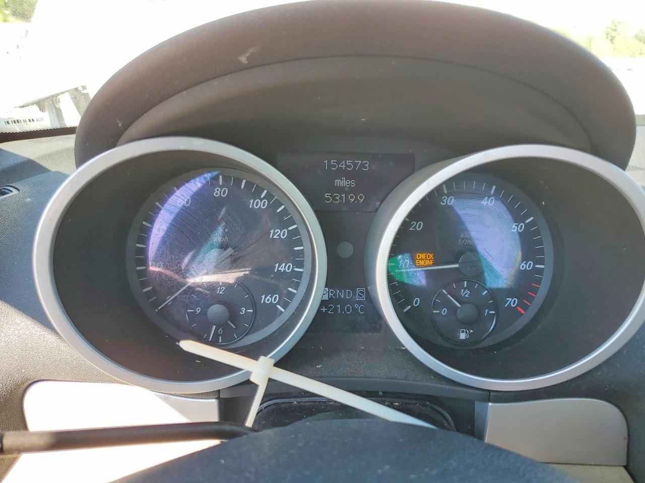 2005 Mercedes-benz Slk 350 White vin: WDBWK56F55F037304