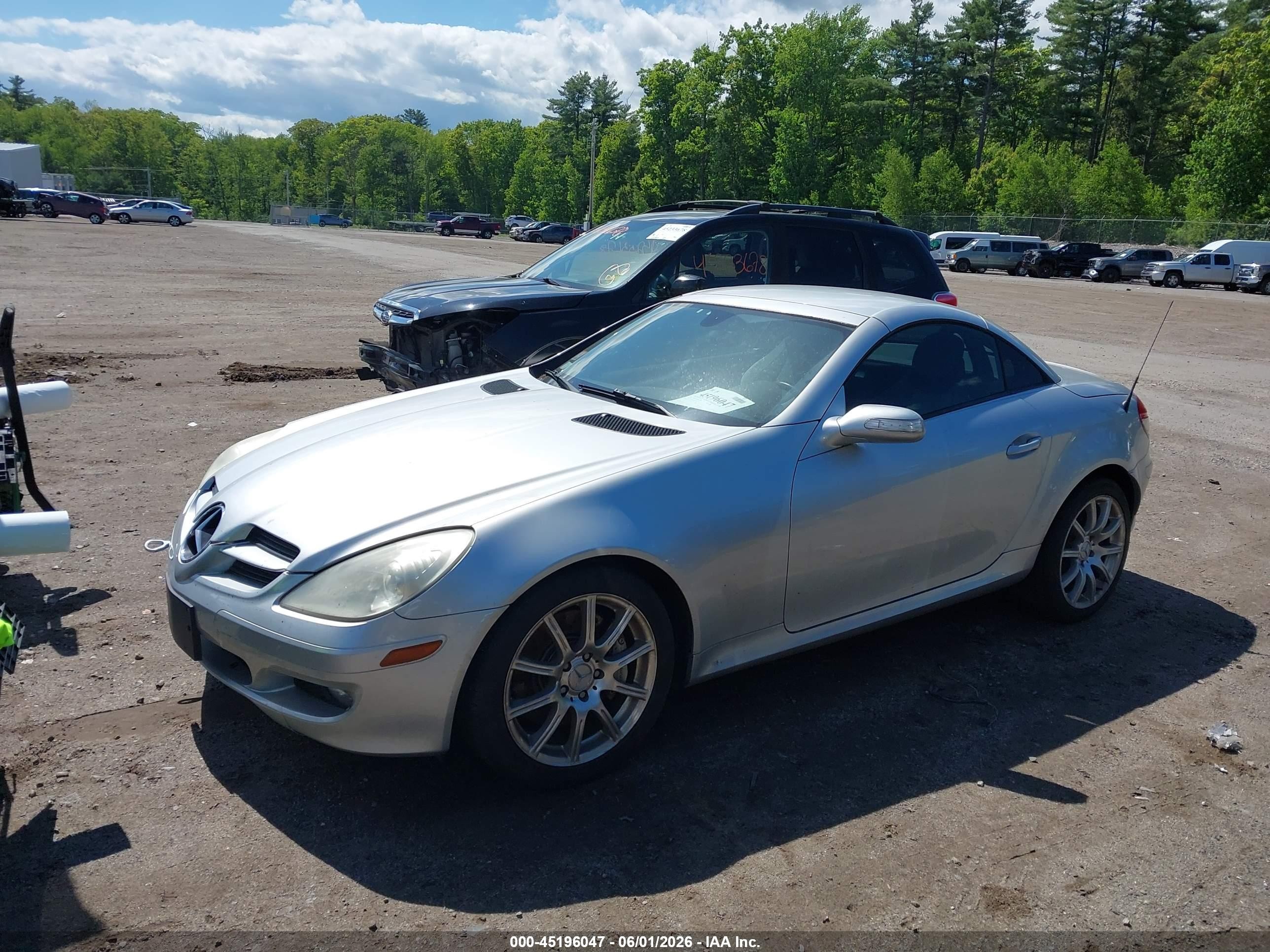 2005 Mercedes-benz Slk 350 Silver vin: WDBWK56F55F049890