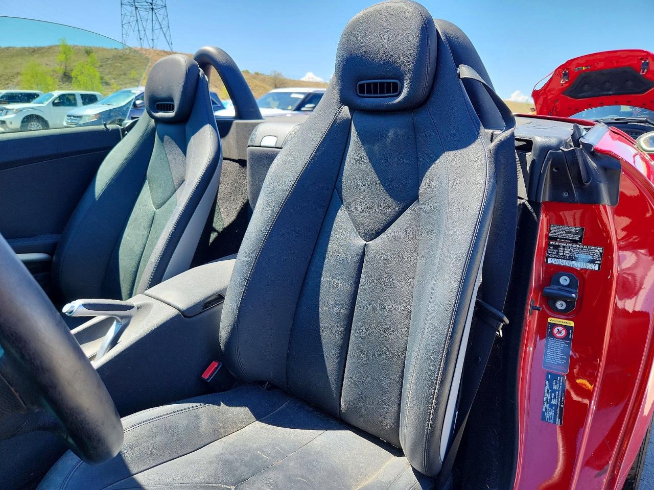 2005 Mercedes-benz Slk 350 Red vin: WDBWK56F55F070352