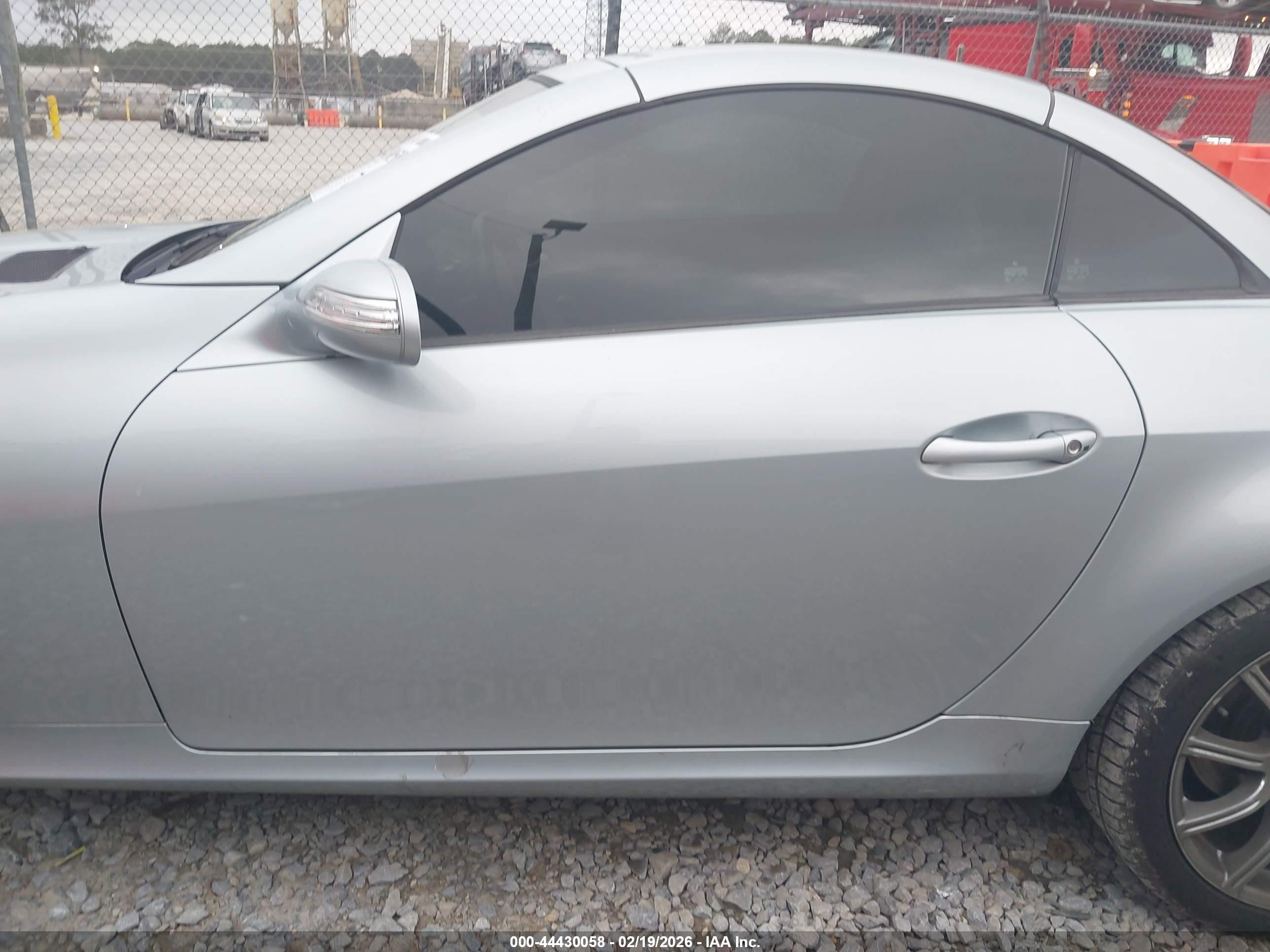 2007 Mercedes-benz Slk 350   Light Blue vin: WDBWK56F57F133453