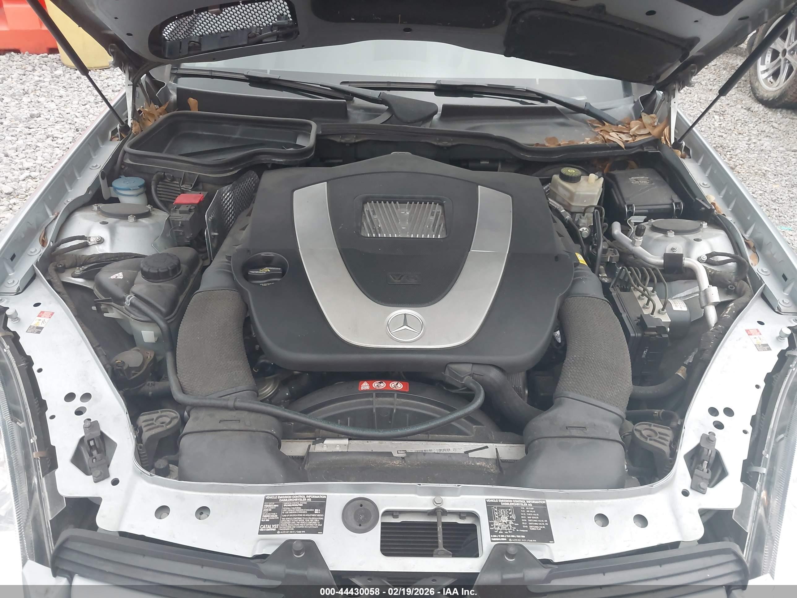 2007 Mercedes-benz Slk 350   Light Blue vin: WDBWK56F57F133453