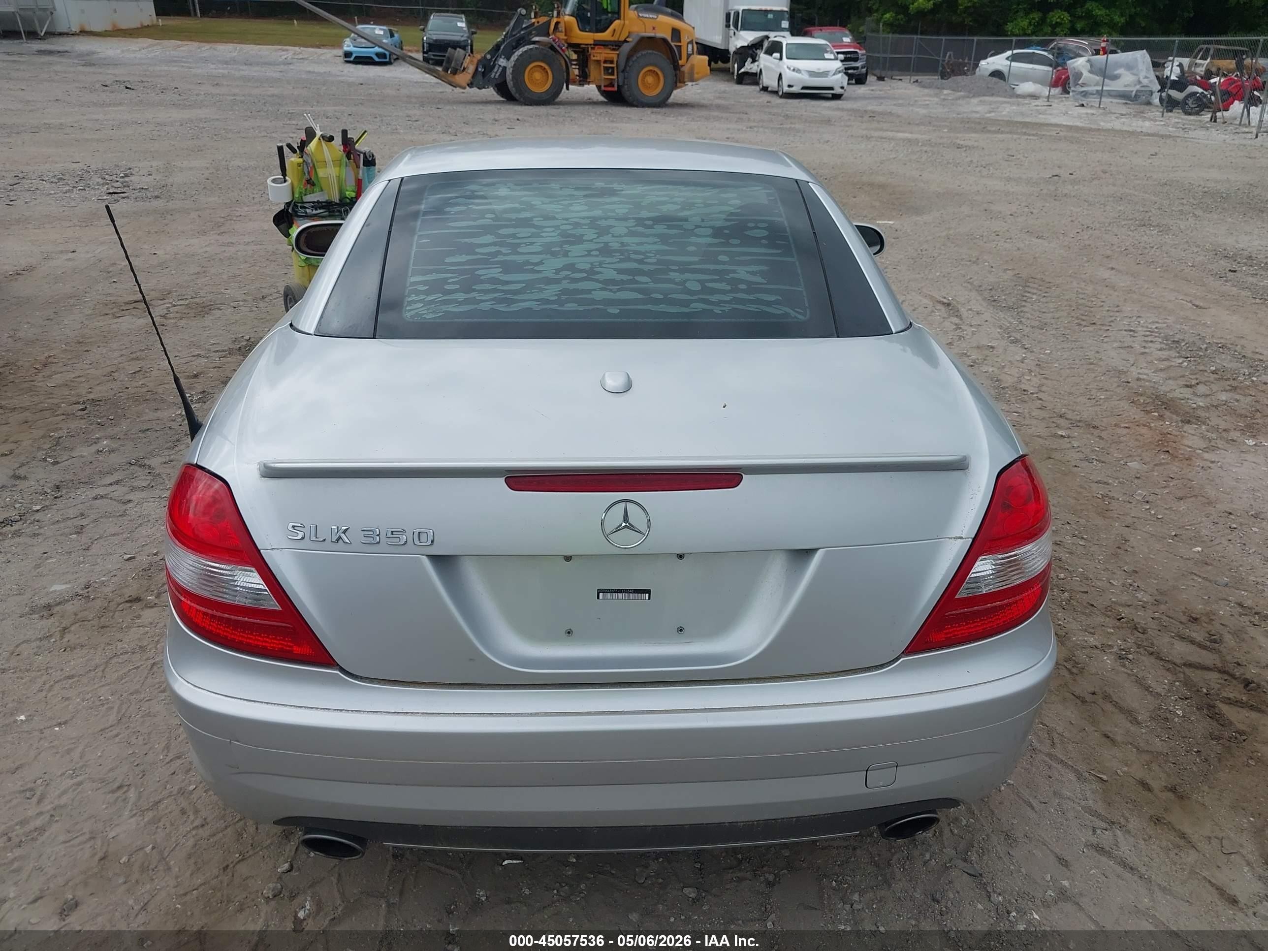2007 Mercedes-benz Slk 350   Silver vin: WDBWK56F57F152648