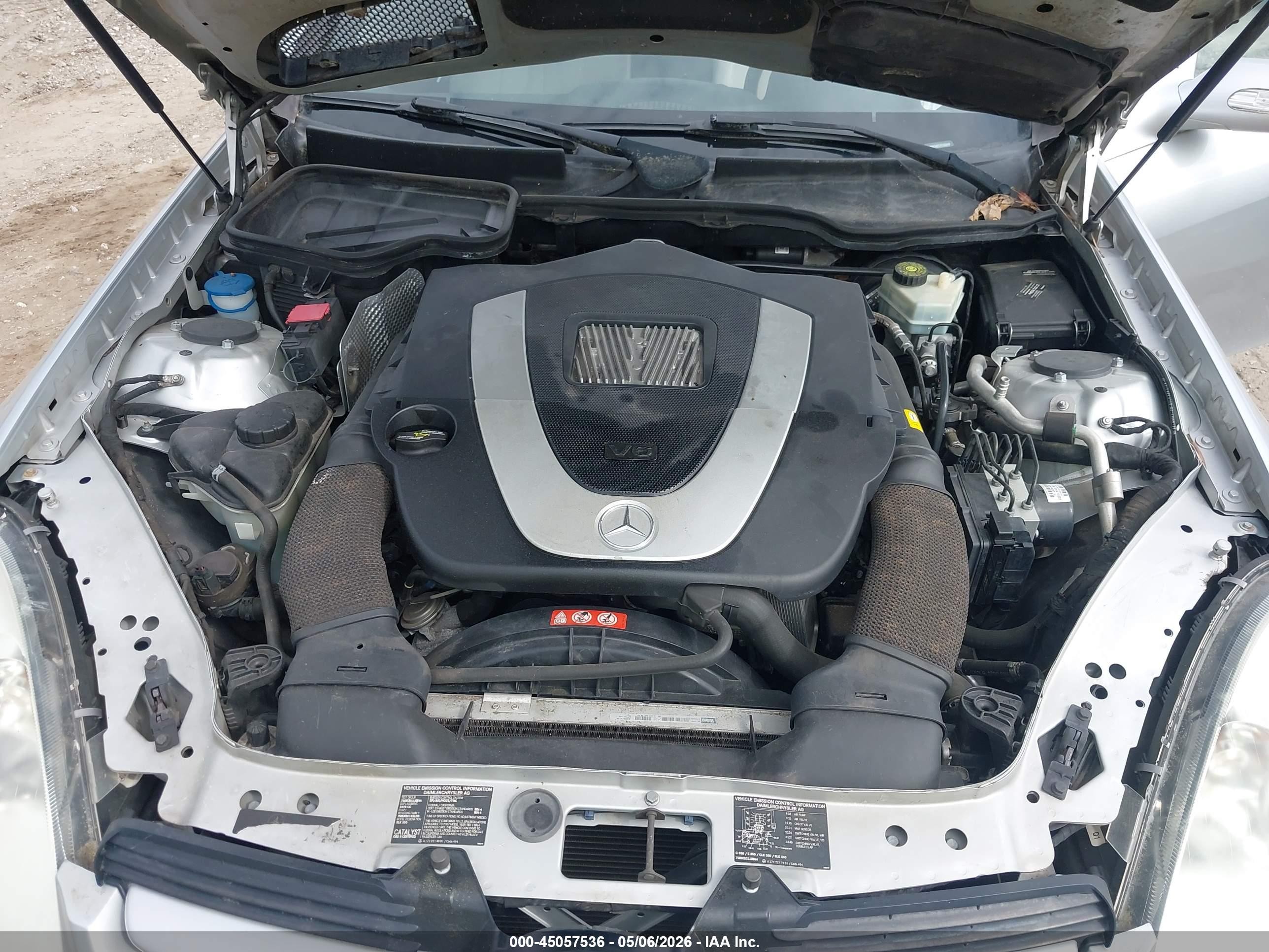 2007 Mercedes-benz Slk 350   Silver vin: WDBWK56F57F152648