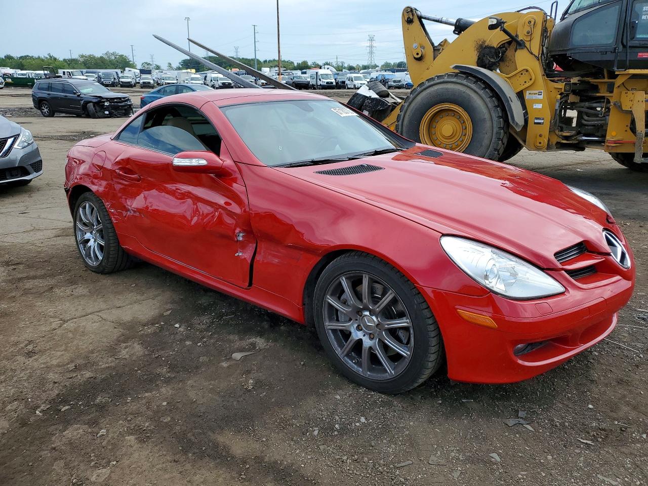 2008 Mercedes-benz Slk350 Red vin: WDBWK56F58F184310
