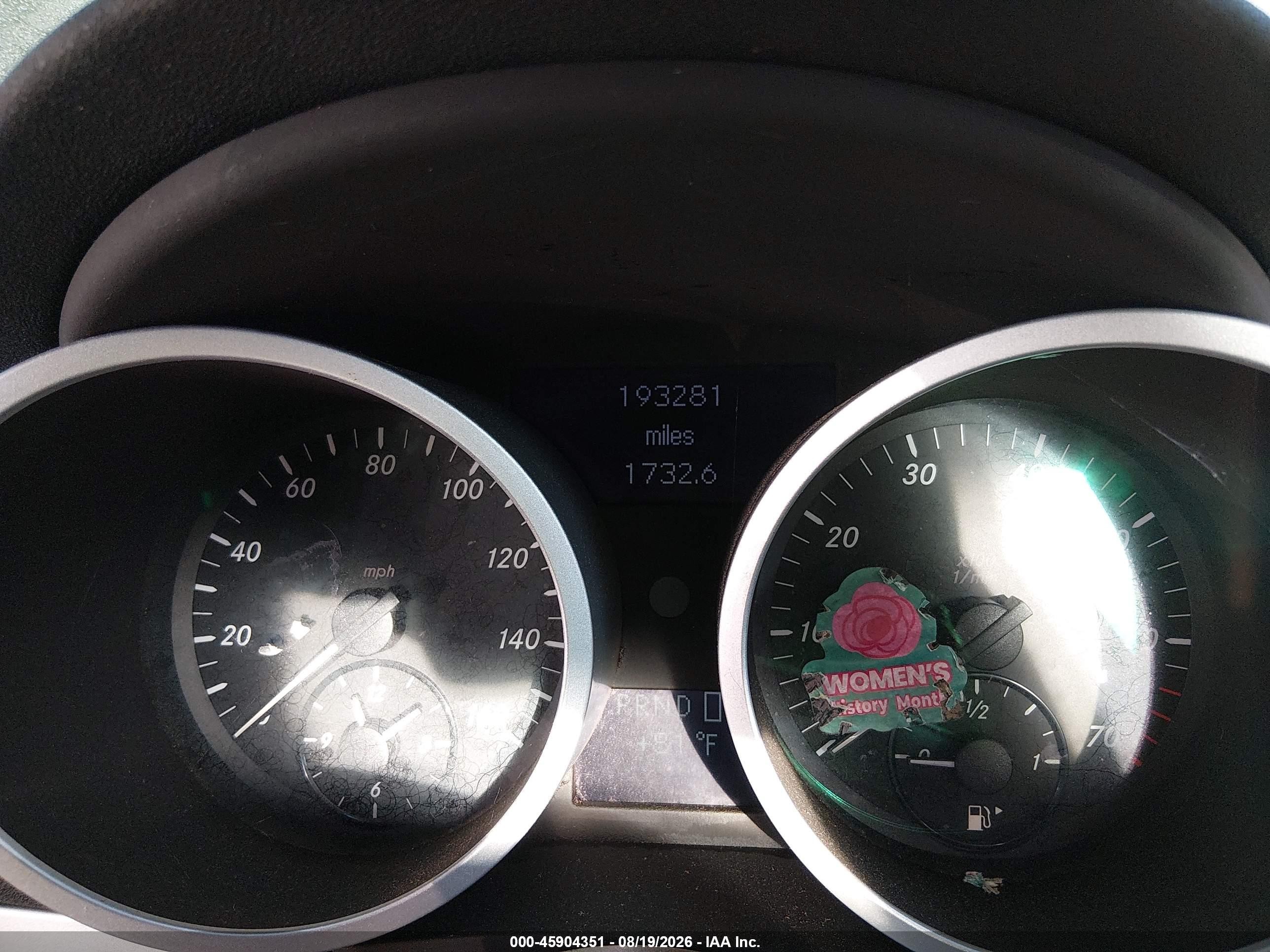 2005 Mercedes-benz Slk 350   Silver vin: WDBWK56F65F028658