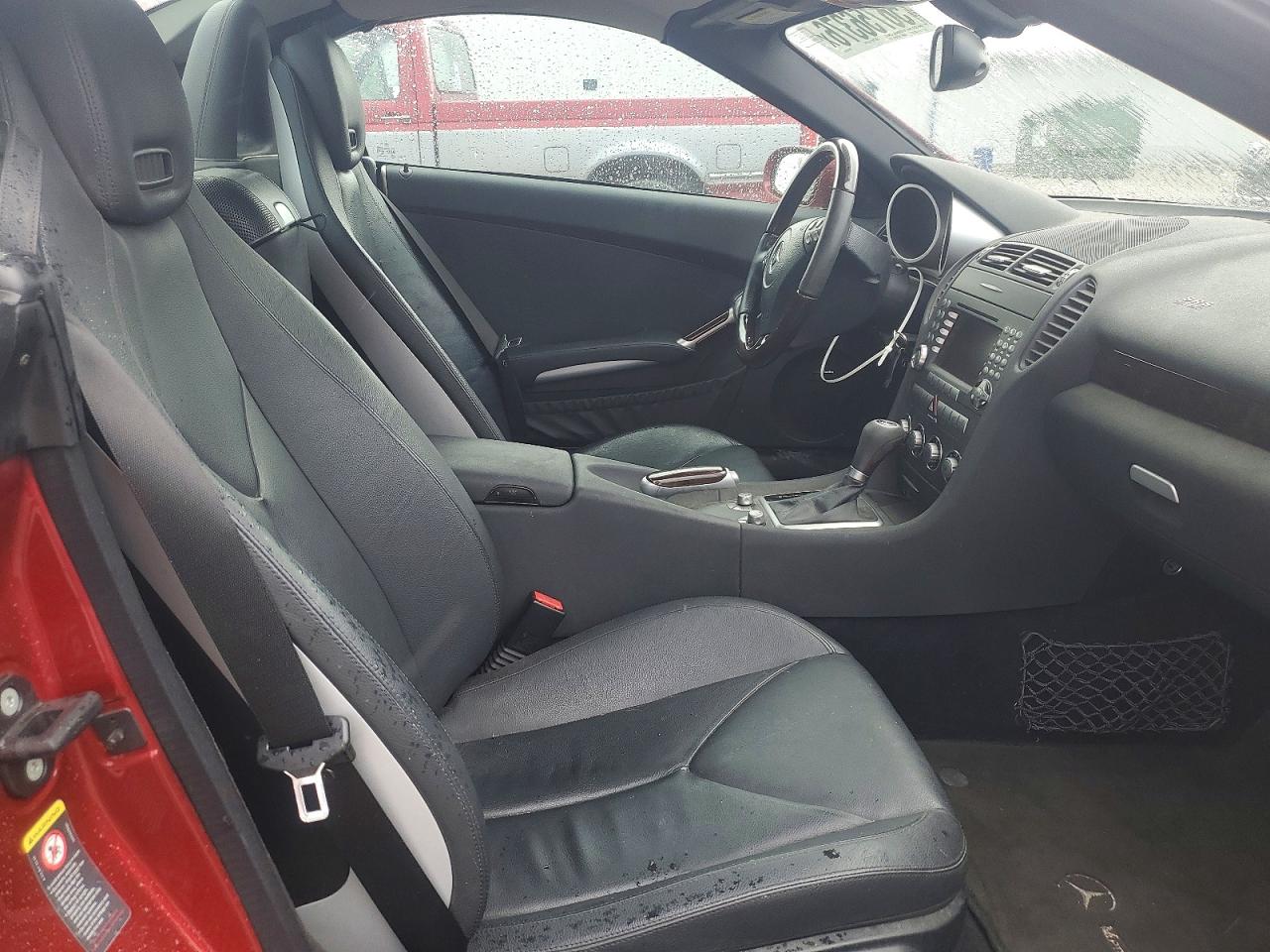 2006 Mercedes-benz Slk 350 Red vin: WDBWK56F66F082186