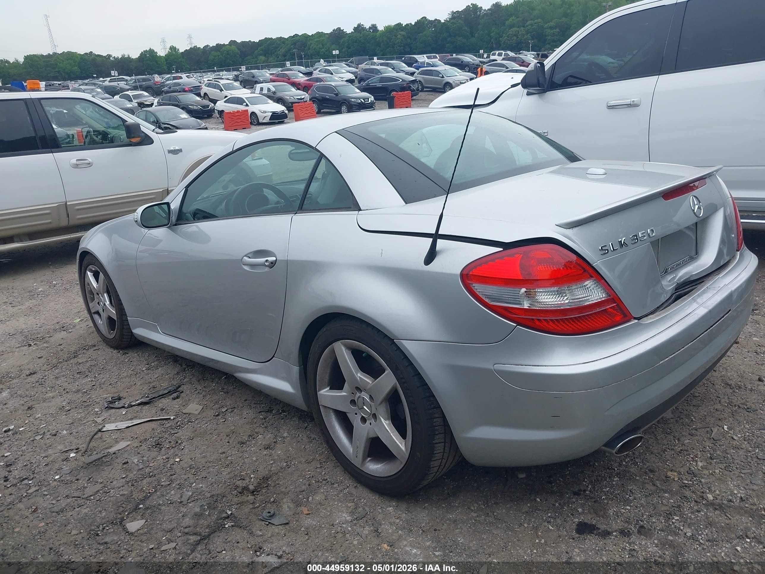 2007 Mercedes-benz Slk 350   Silver vin: WDBWK56F67F168891