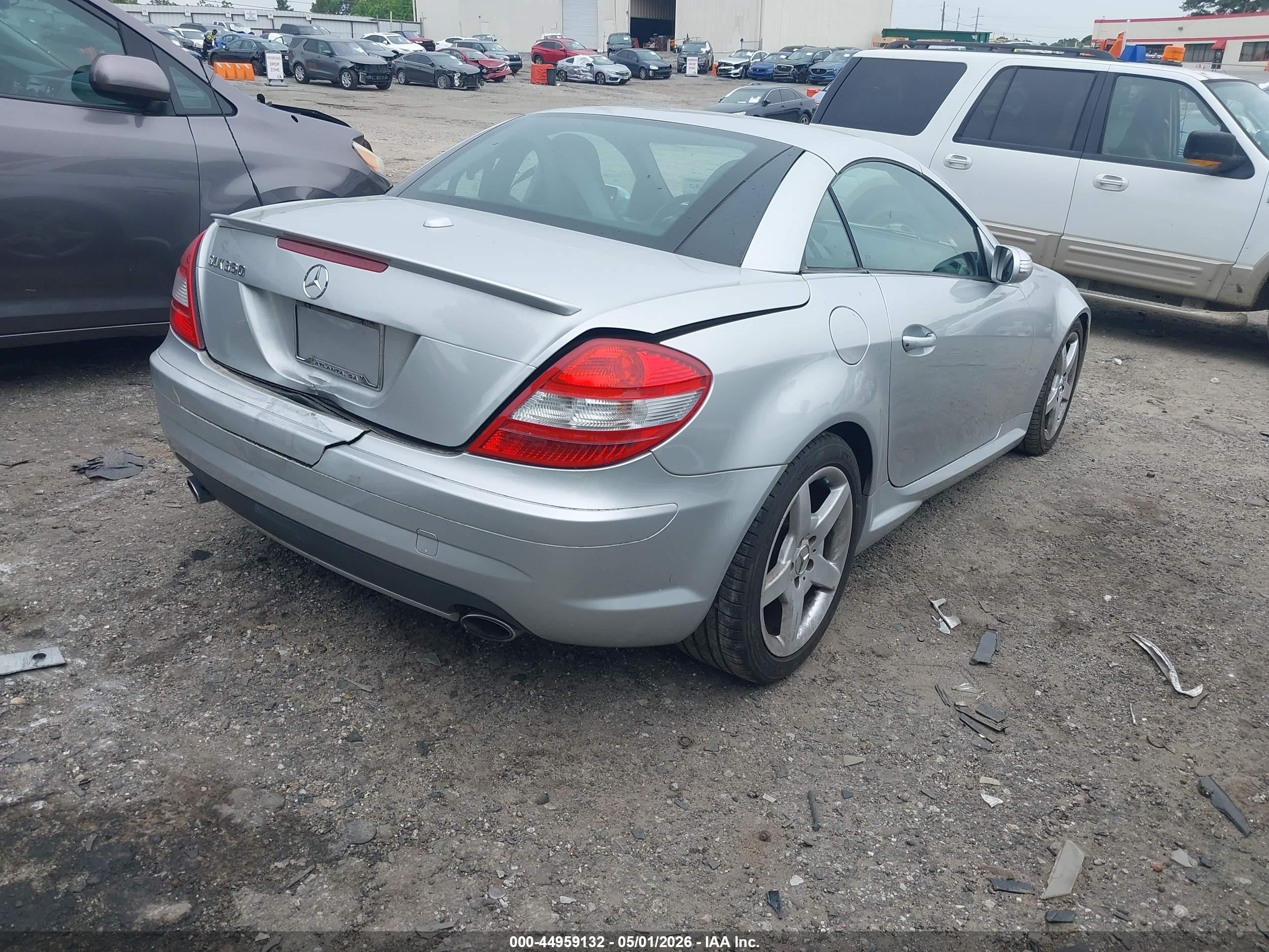 2007 Mercedes-benz Slk 350   Silver vin: WDBWK56F67F168891