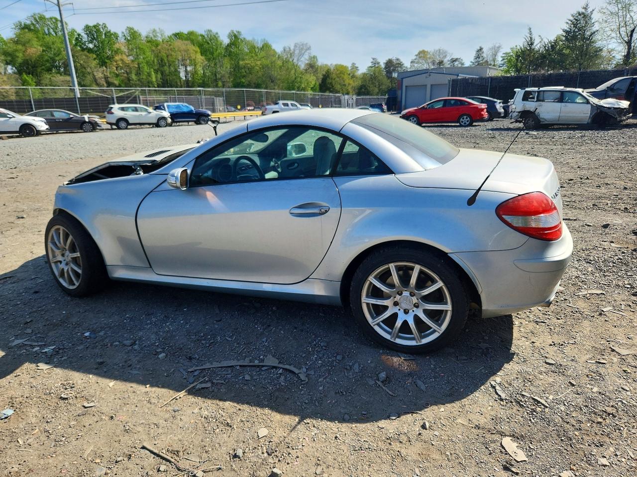 2005 Mercedes-benz Slk 350 Silver vin: WDBWK56F75F045162