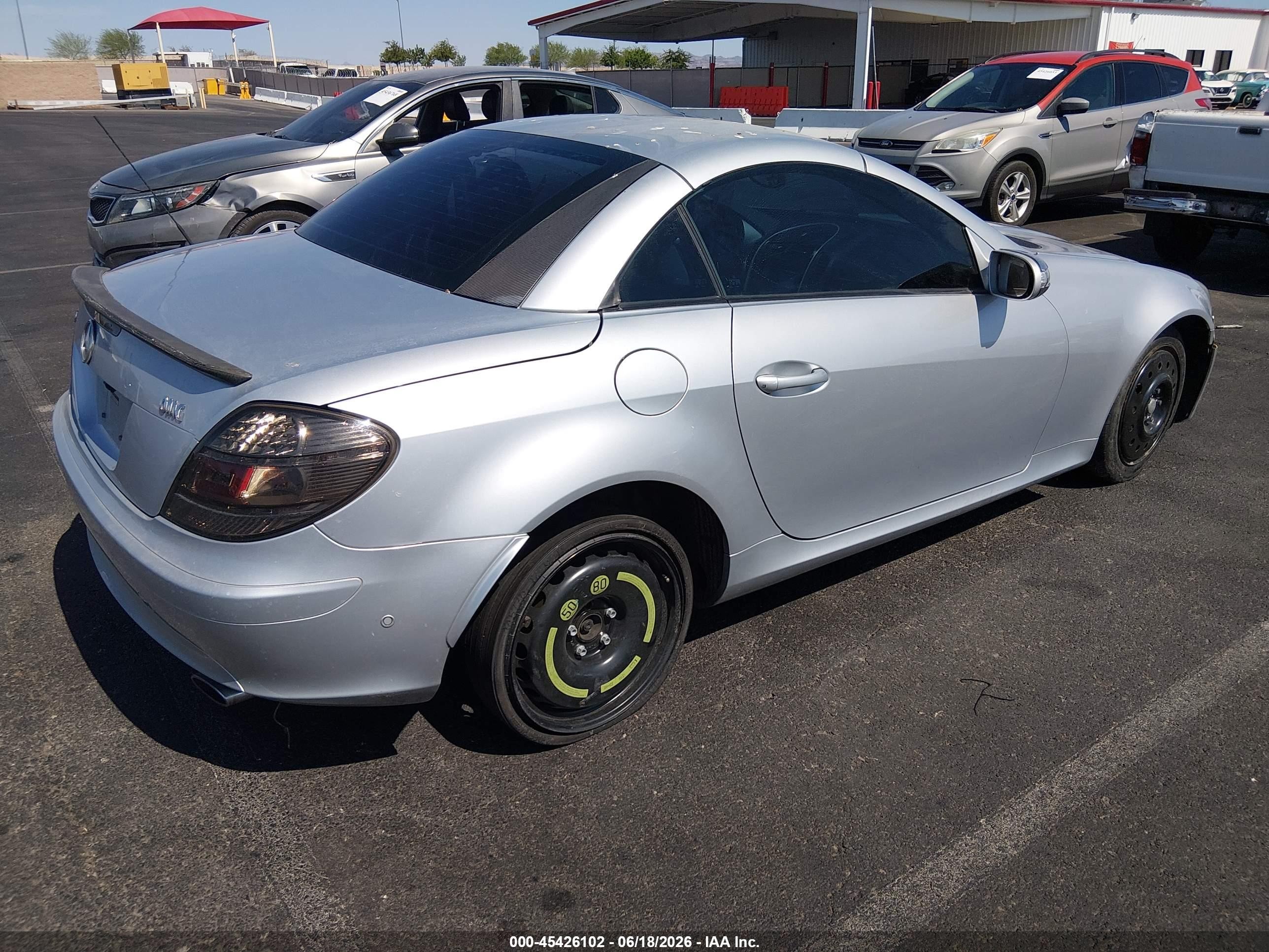 2005 Mercedes-benz Slk 350   Silver vin: WDBWK56F75F048045