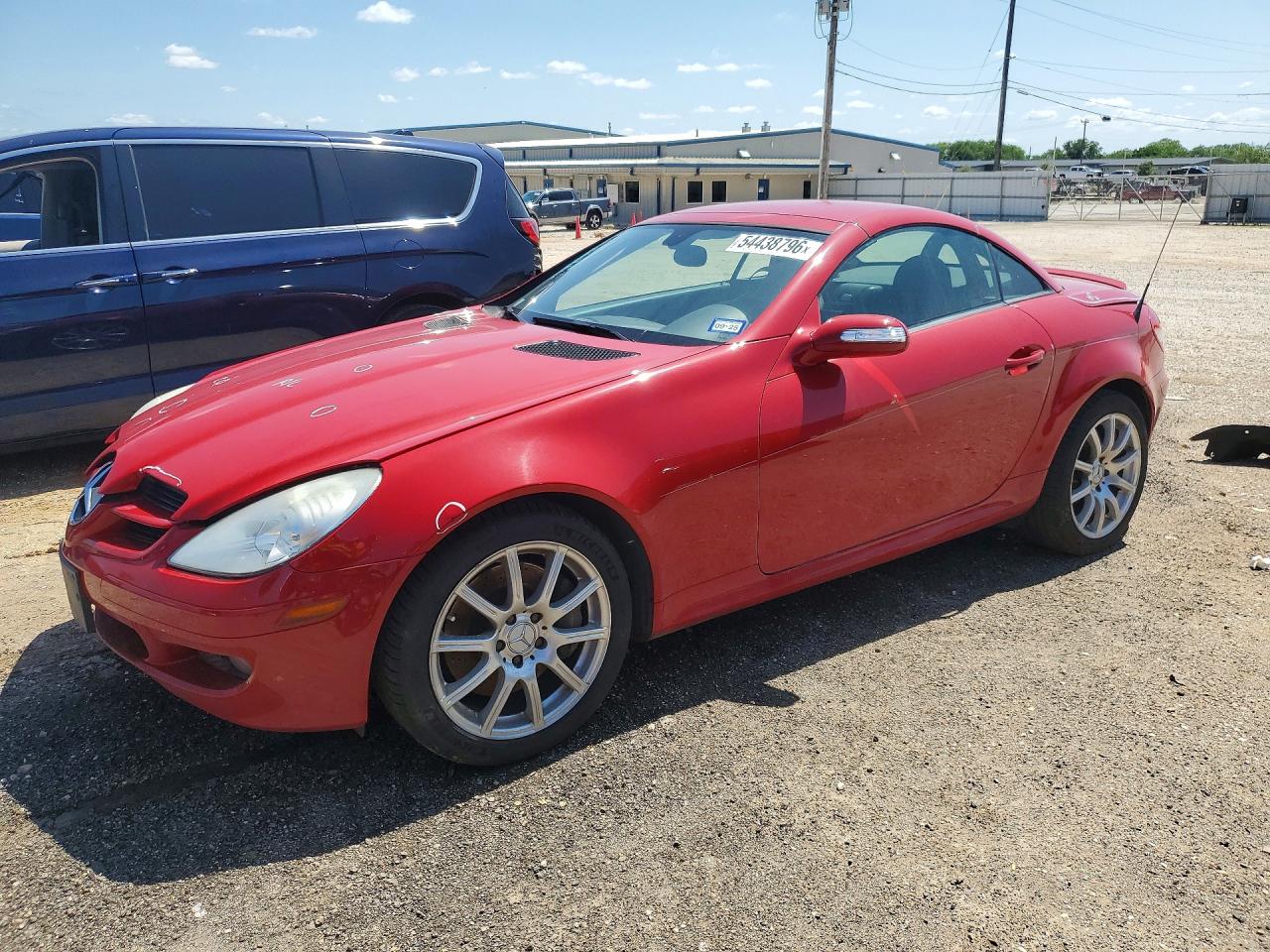 2007 Mercedes-benz Slk 350 Red vin: WDBWK56F77F137701