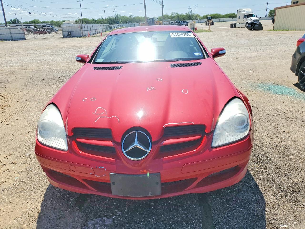 2007 Mercedes-benz Slk 350 Red vin: WDBWK56F77F137701