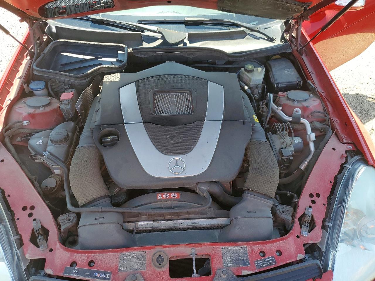 2007 Mercedes-benz Slk 350 Red vin: WDBWK56F77F137701