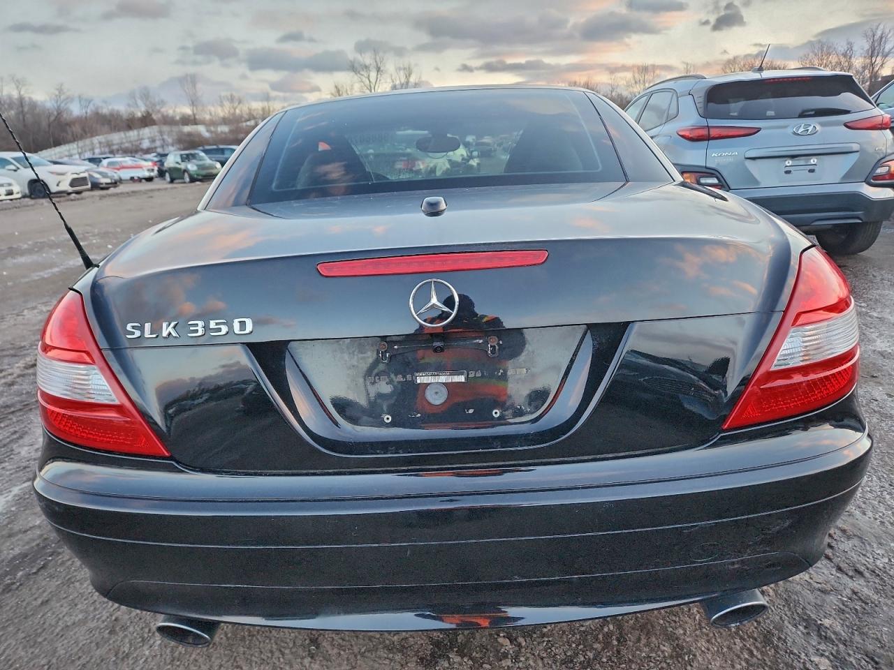 2007 Mercedes-benz Slk 350 Black vin: WDBWK56F77F143658