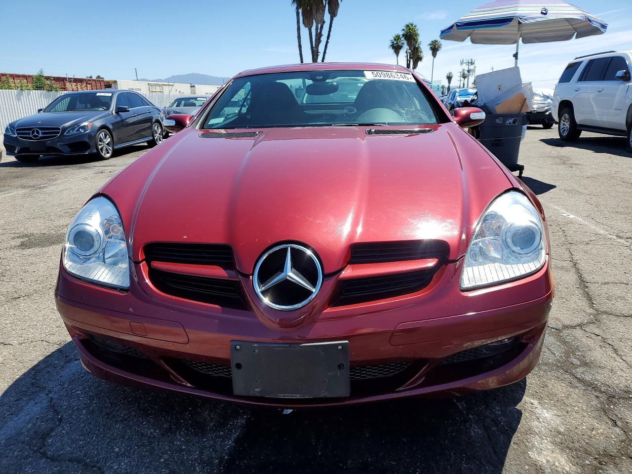 2007 Mercedes Benz Slk 350 Red vin: WDBWK56F77F151565