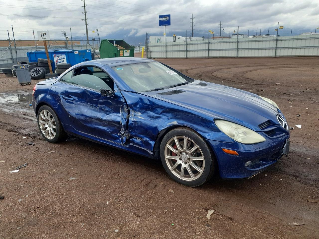 2005 Mercedes-benz Slk 350 Blue vin: WDBWK56F85F025308