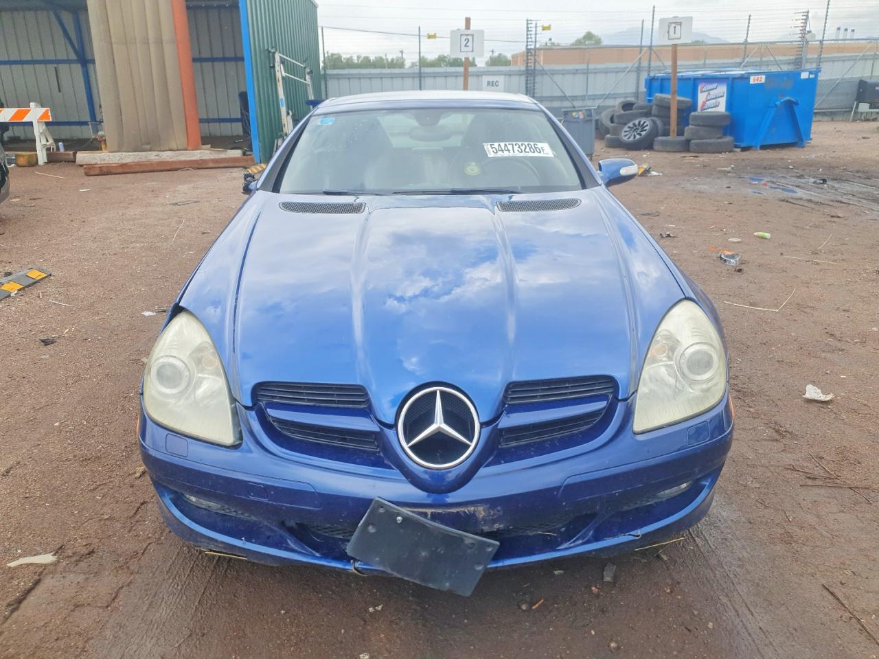 2005 Mercedes-benz Slk 350 Blue vin: WDBWK56F85F025308