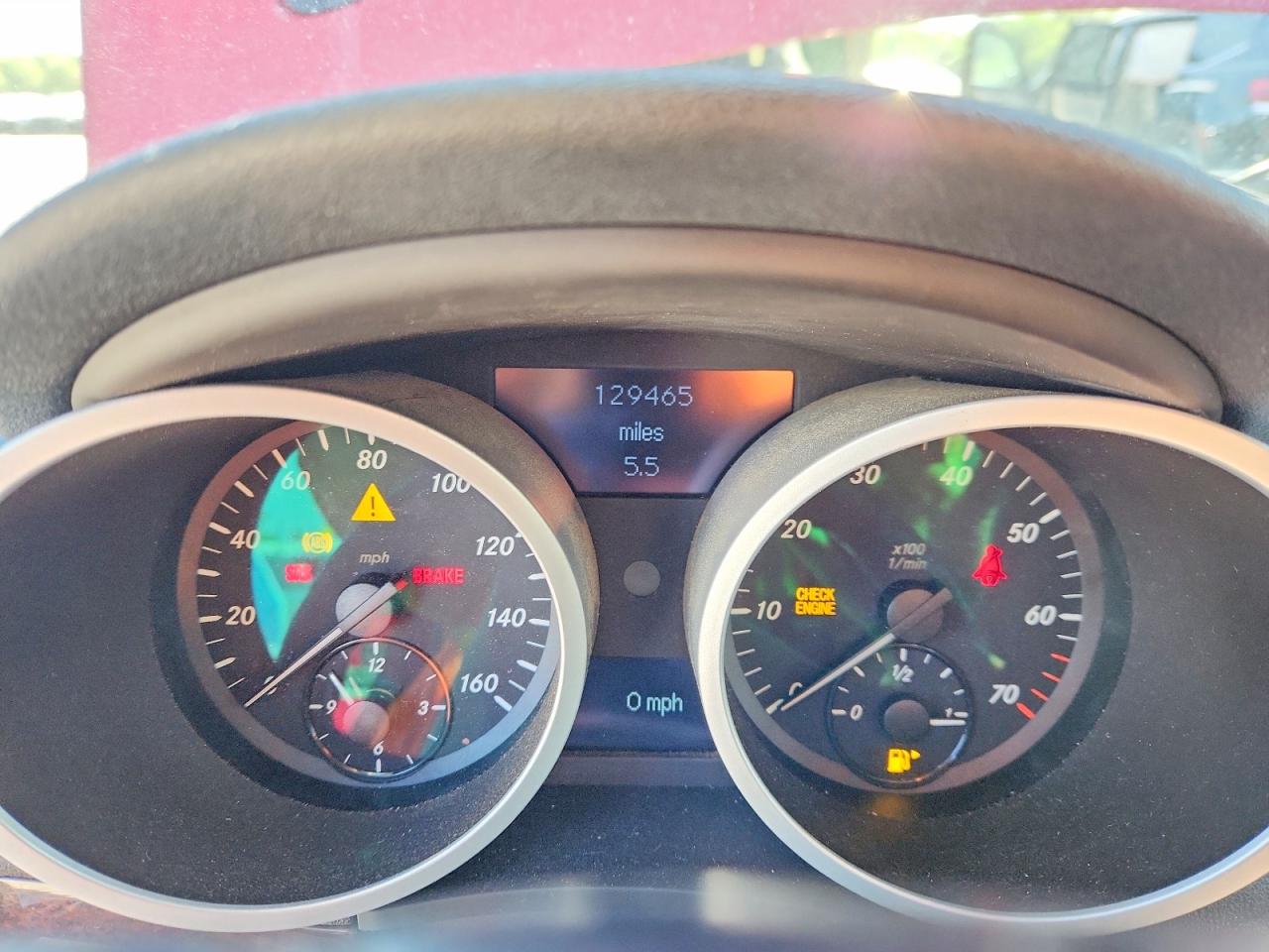 2005 Mercedes-benz Slk 350 Red vin: WDBWK56F85F038494