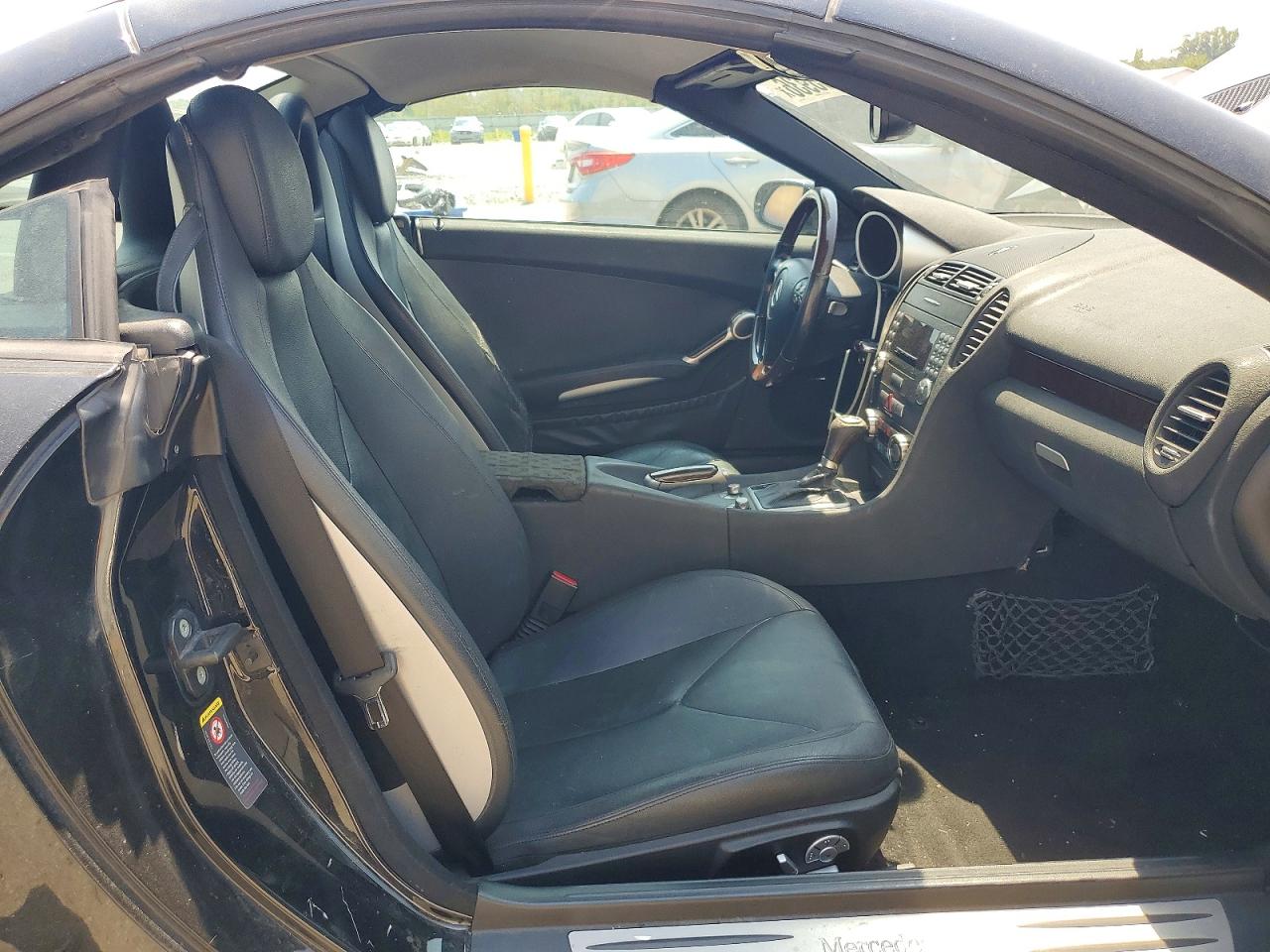 2005 Mercedes-benz Slk 350 Black vin: WDBWK56F85F054761