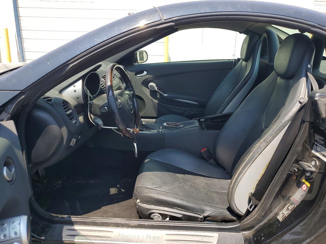 2005 Mercedes-benz Slk 350 Black vin: WDBWK56F85F054761