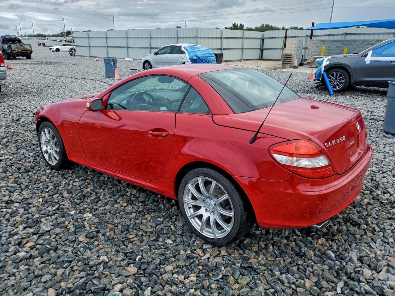 2007 Mercedes-benz Slk 350 Red vin: WDBWK56F87F143667
