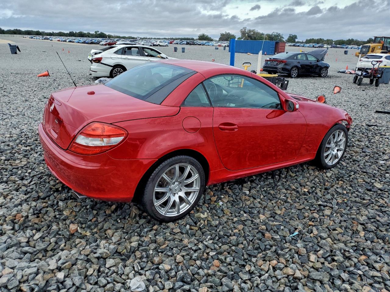 2007 Mercedes-benz Slk 350 Red vin: WDBWK56F87F143667
