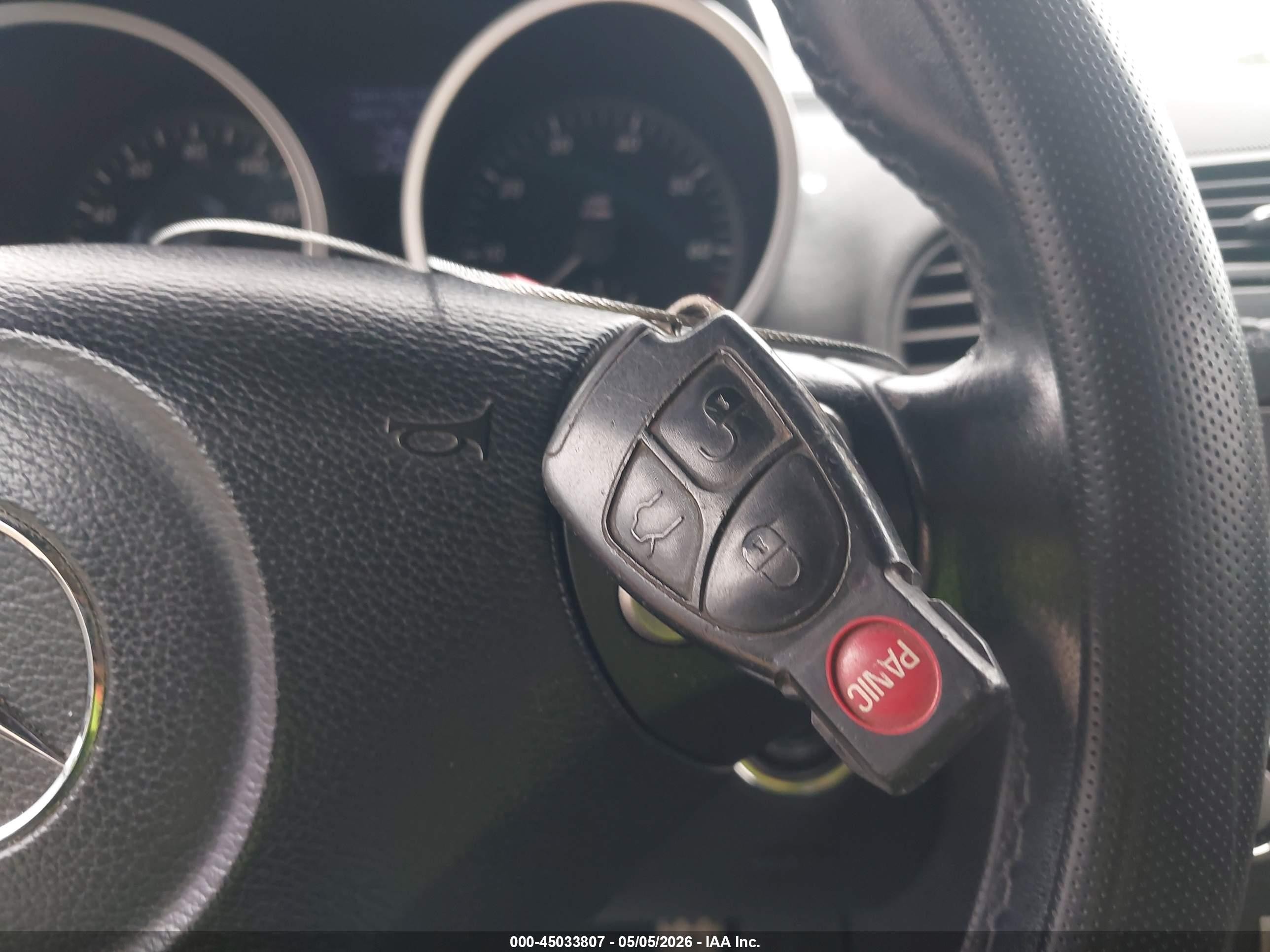 2005 Mercedes-benz Slk 350   Light Blue vin: WDBWK56F95F034213