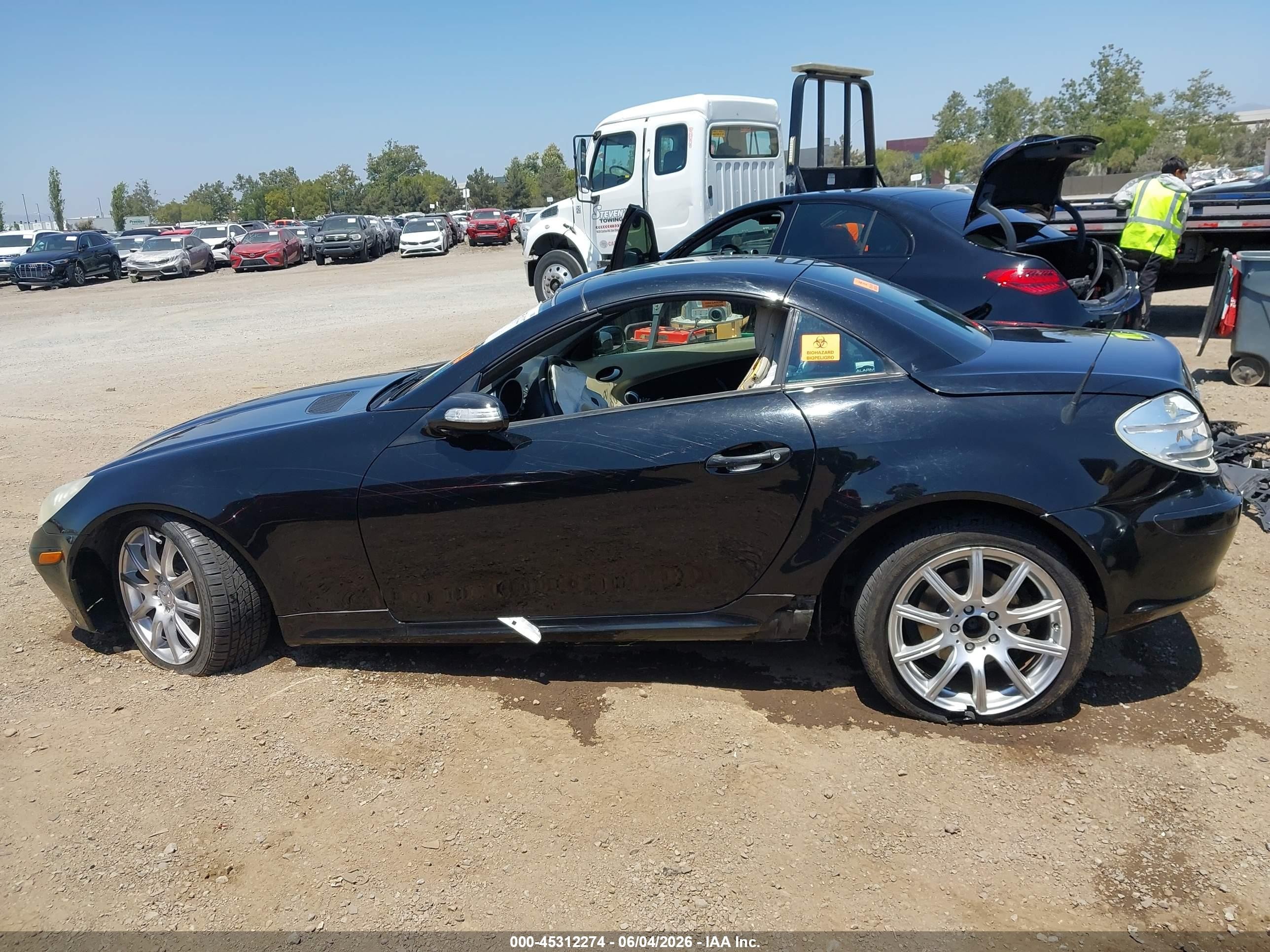 2006 Mercedes-benz Slk 350   Black vin: WDBWK56F96F117898