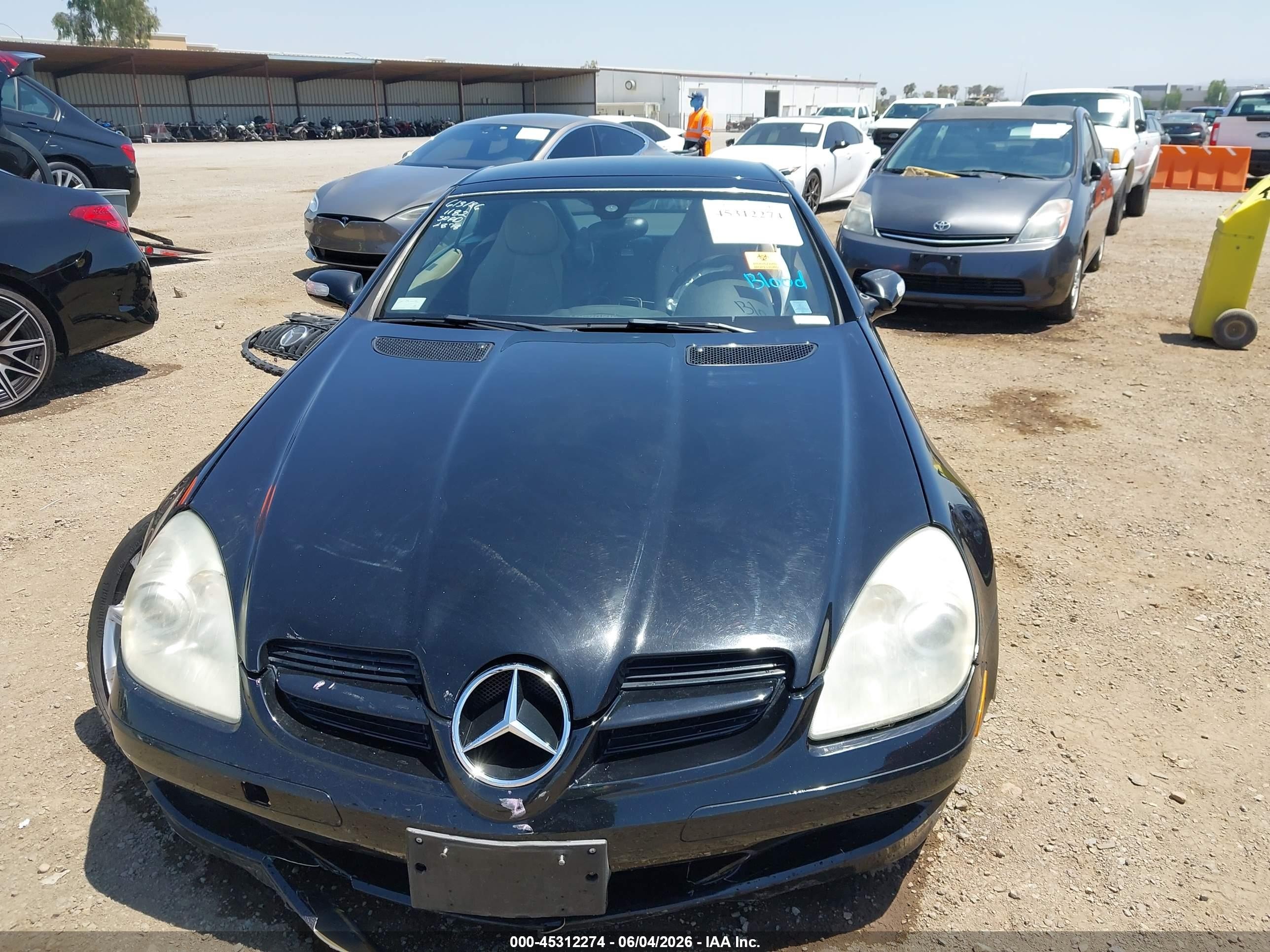2006 Mercedes-benz Slk 350   Black vin: WDBWK56F96F117898
