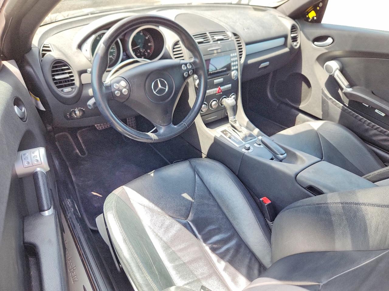 2005 Mercedes-benz Slk 350 Серебряный vin: WDBWK56FX5F040702