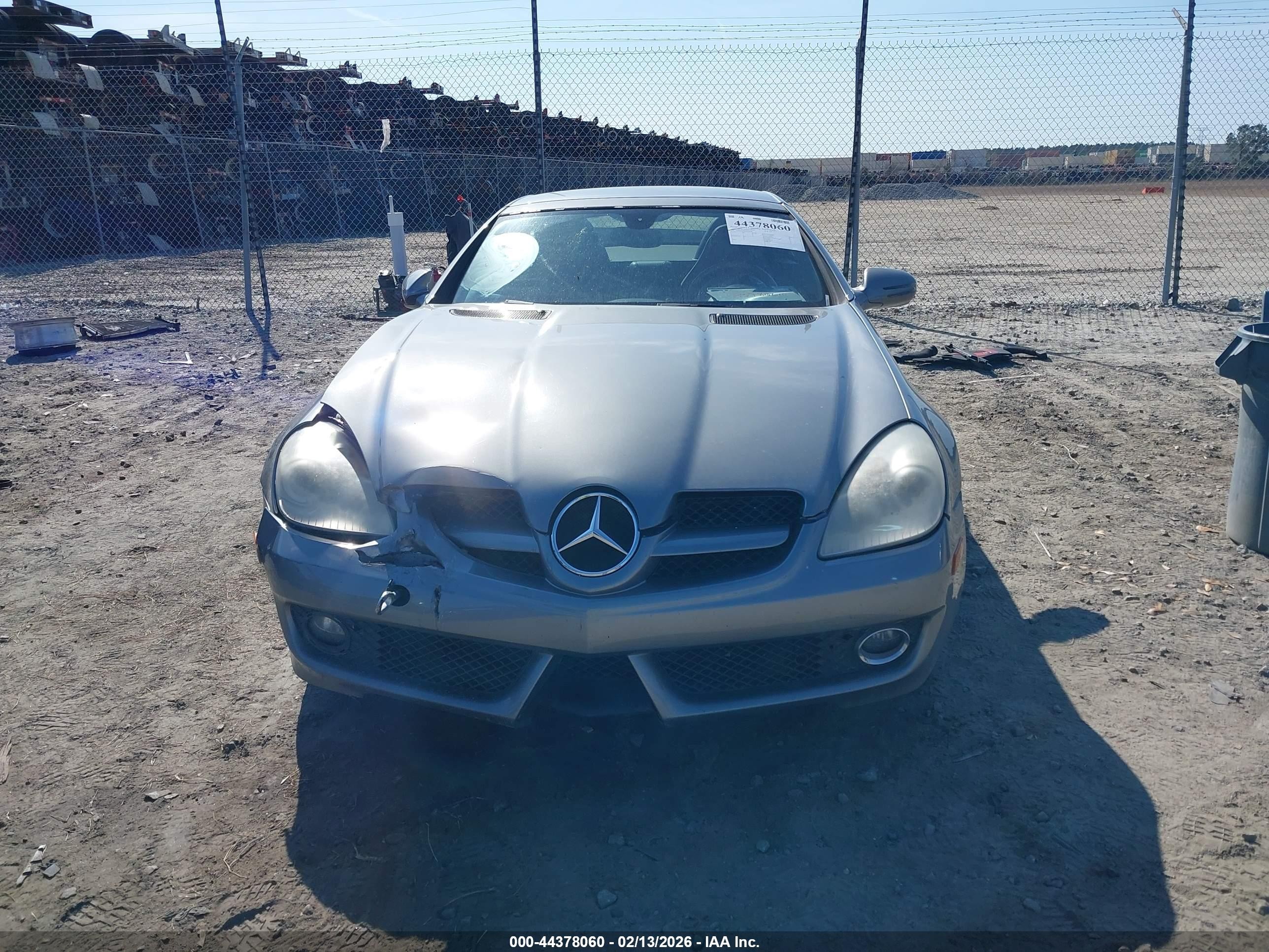 2009 Mercedes-benz Slk 350   Серебряный vin: WDBWK58F09F190028