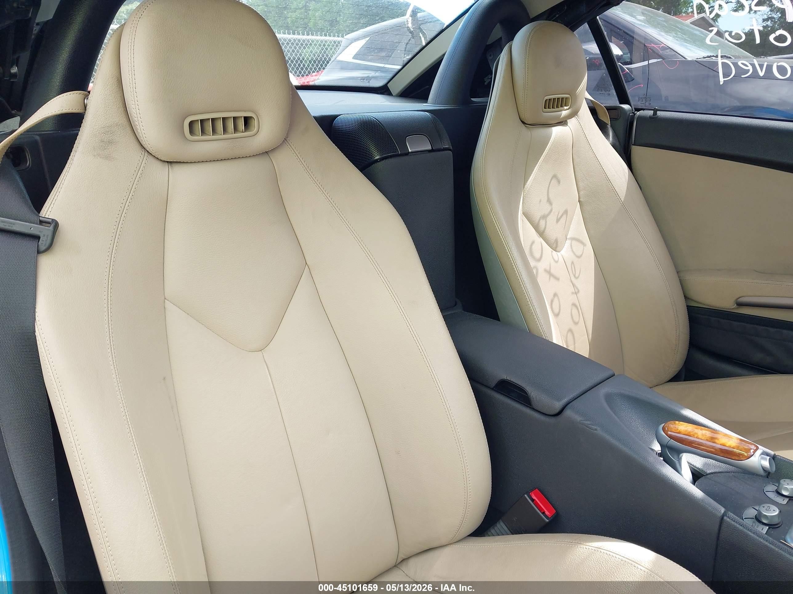 2009 Mercedes-benz Slk 350   Blue vin: WDBWK58F19F190569