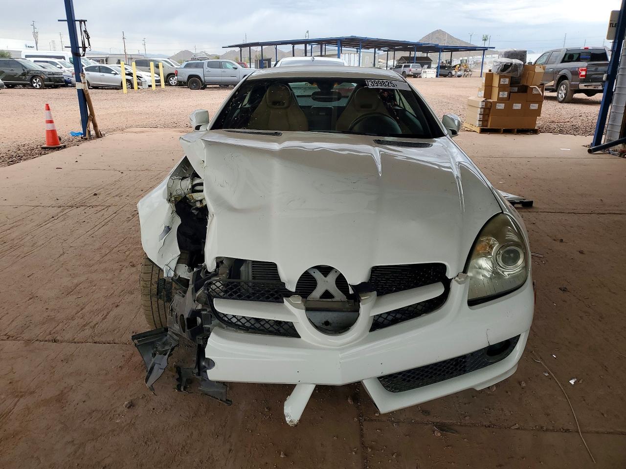 2009 Mercedes-benz Slk 350 White vin: WDBWK58F49F194566