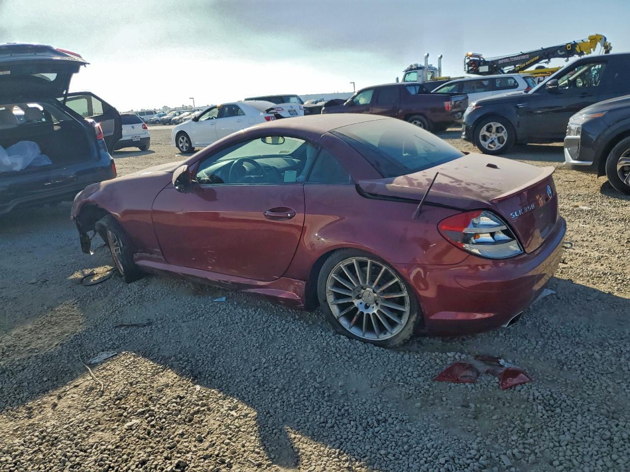 2009 Mercedes-benz Slk 350 Burgundy vin: WDBWK58F89F191170